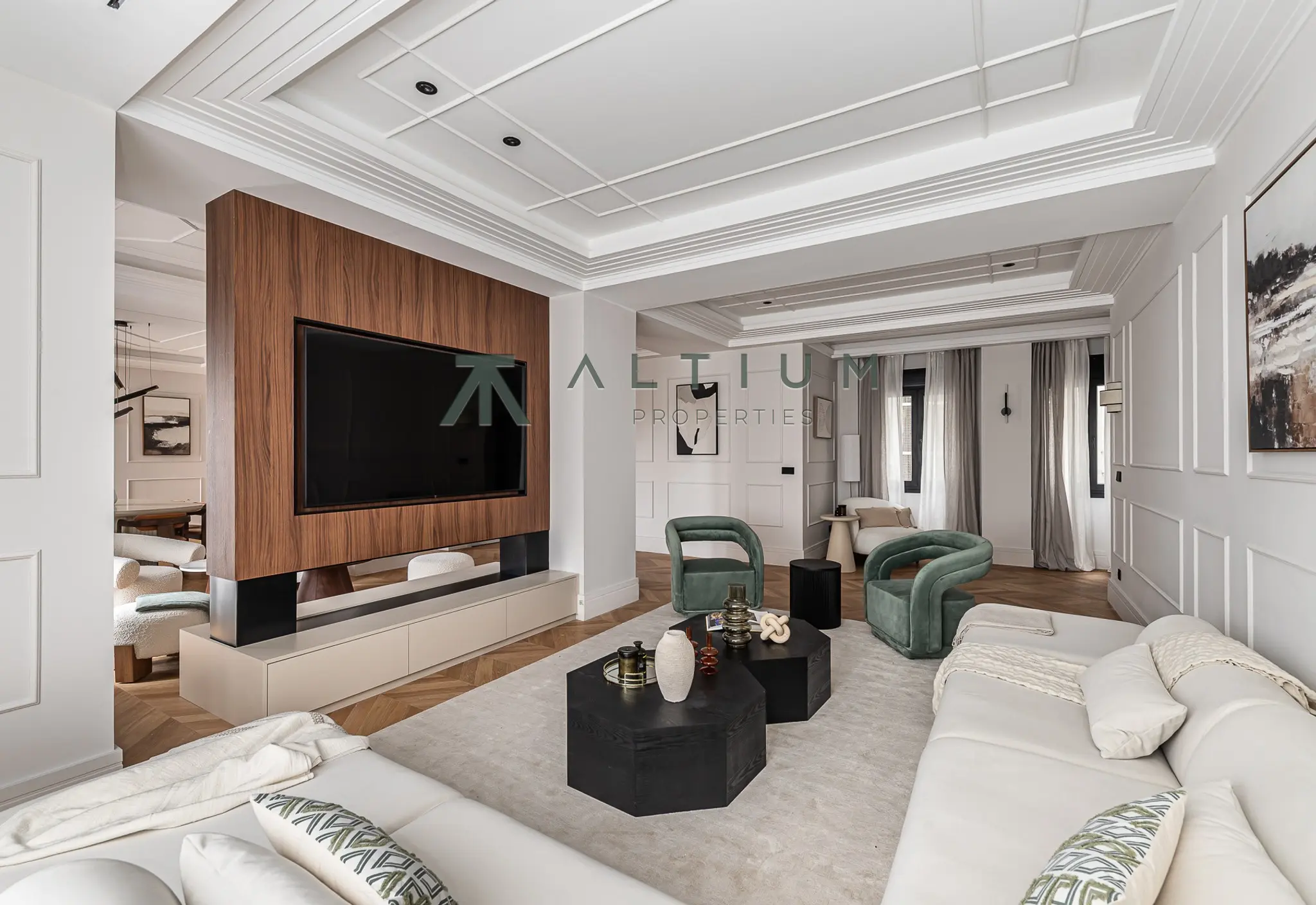 A 77 sqm living area within a grand Castellana residence