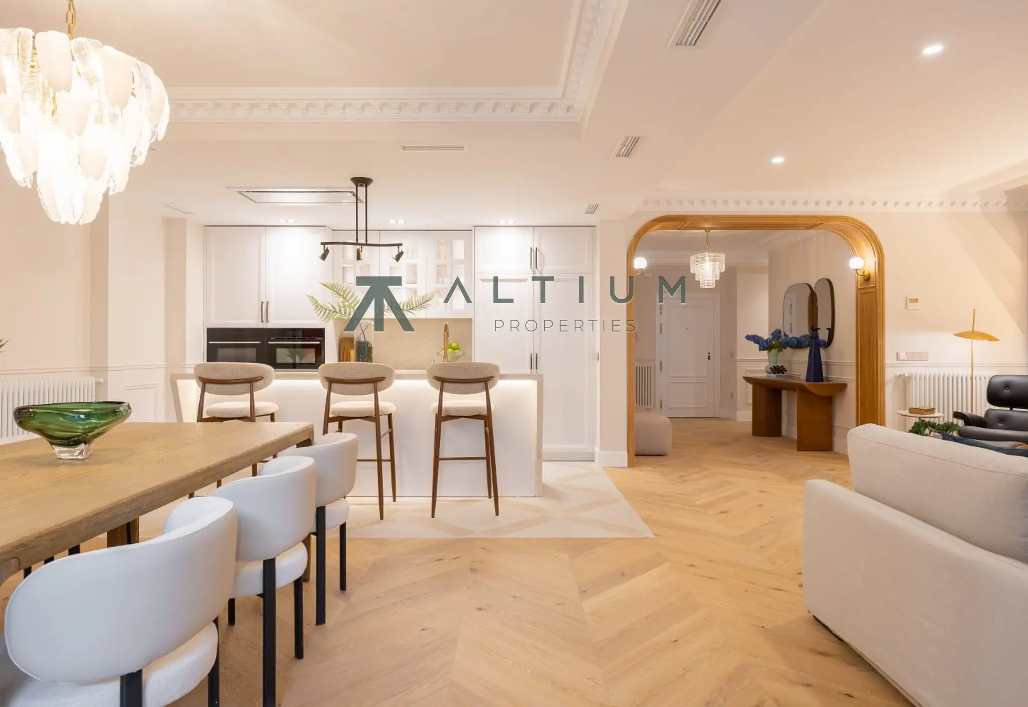 Más de 300 m² con terraza en Recoletos