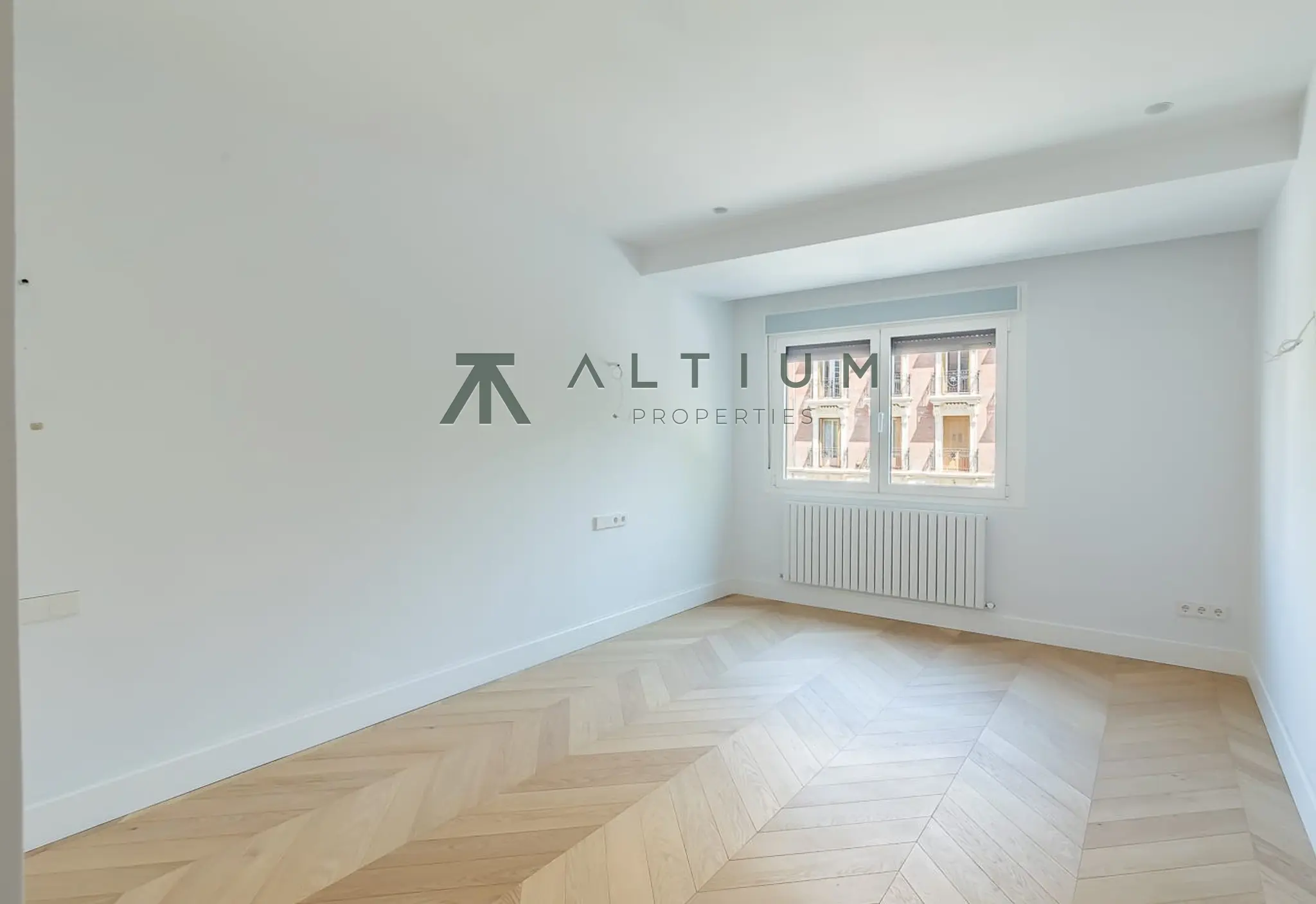 Terraza, garaje y confort contemporáneo en Almagro