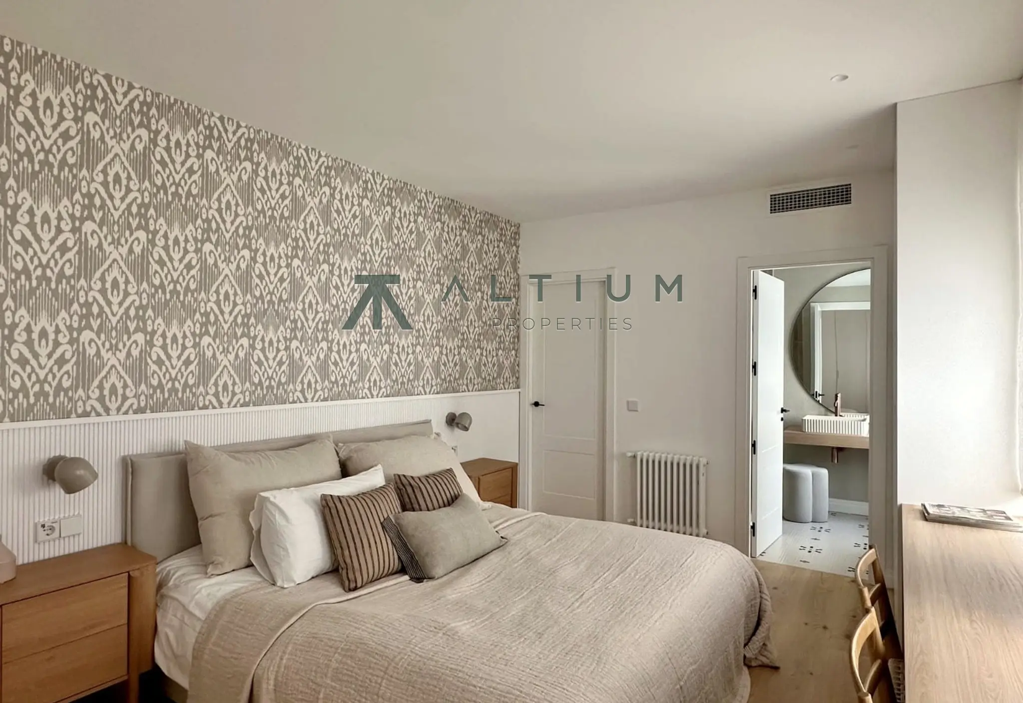 Ático con terraza privada junto al Retiro