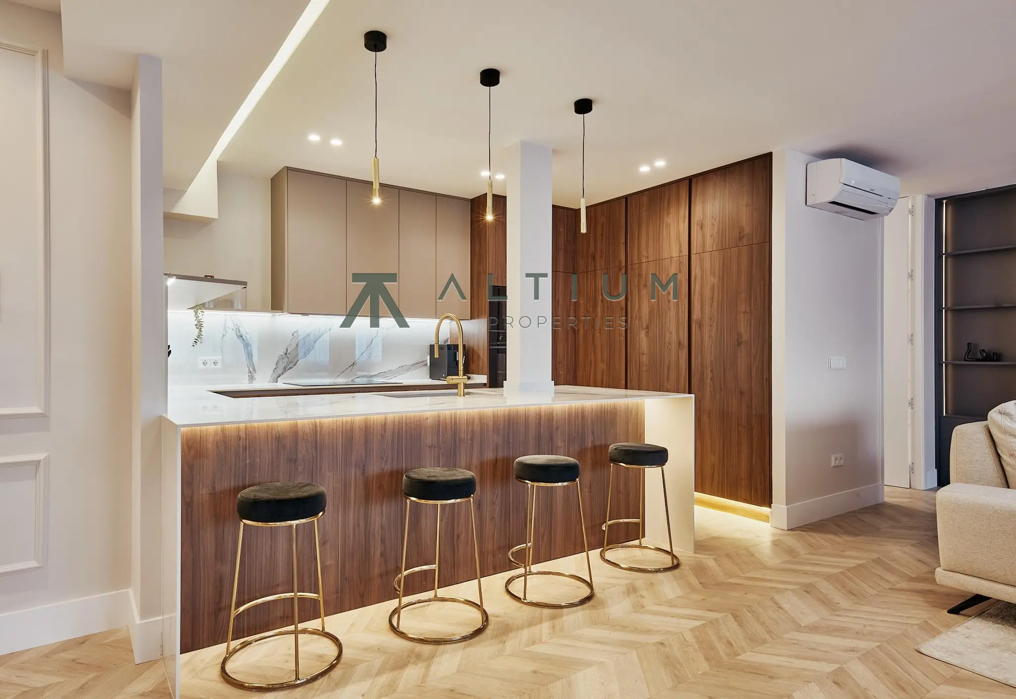 Interior en Lista — Terraza y vida cómoda en Lista (7 de 22)