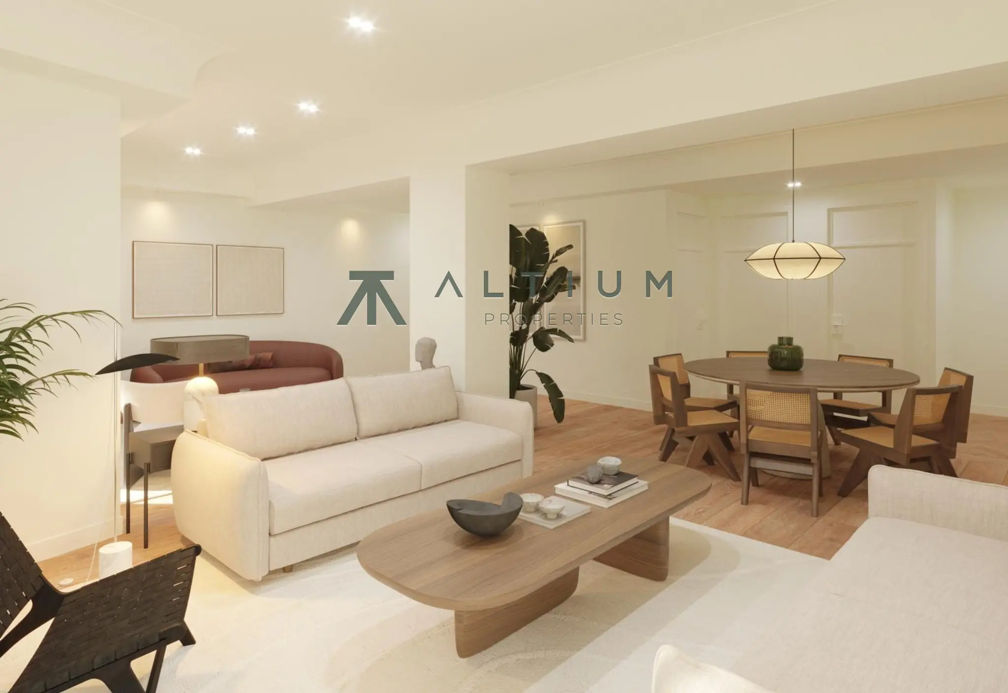 A terrace and grand proportions in the heart of the Golden Mile