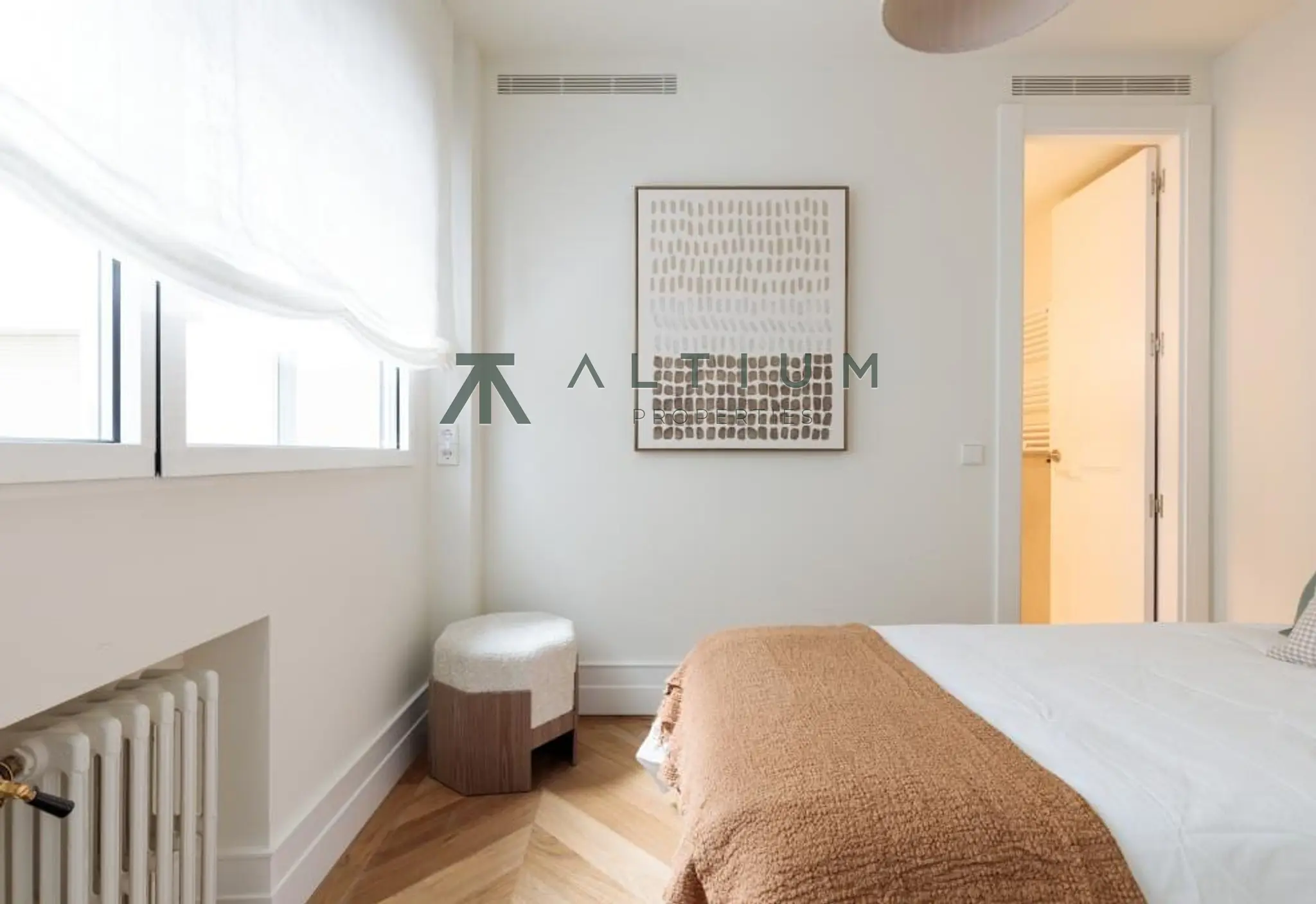 Octava planta, terraza sur y vistas abiertas en Lista