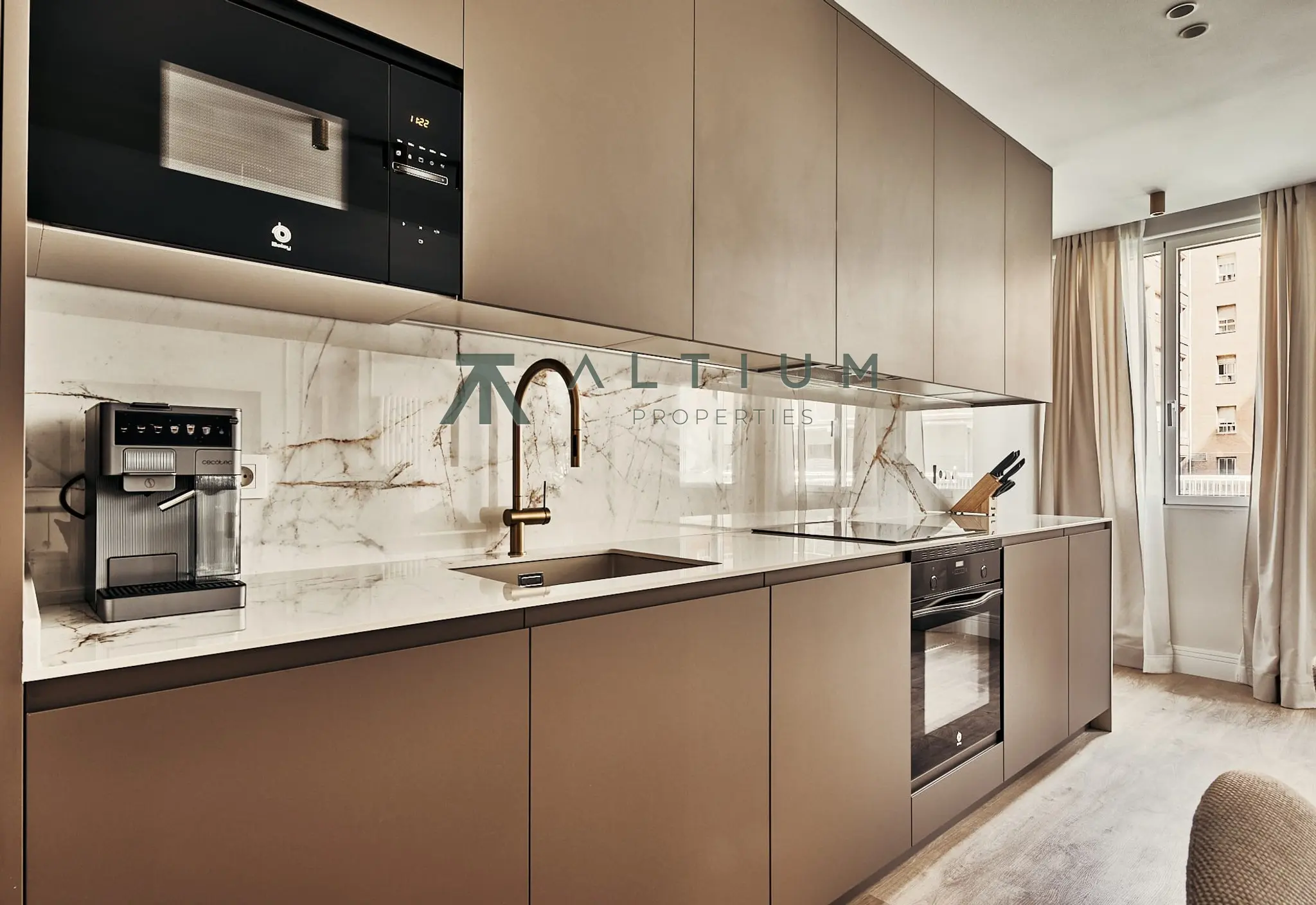 Interior en Lista — Tres dormitorios y cocina cuidada en Lista (9 de 23)