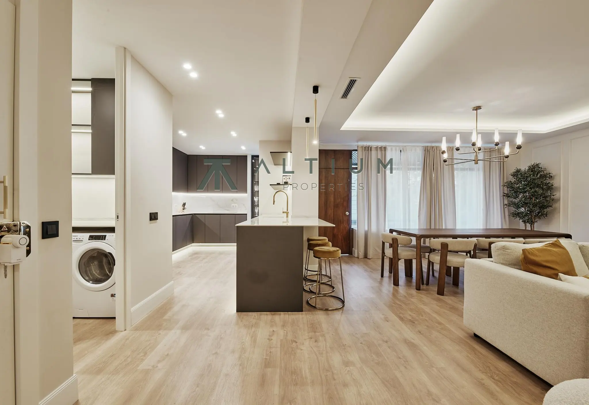 Three bedrooms and a terrace in Castellana