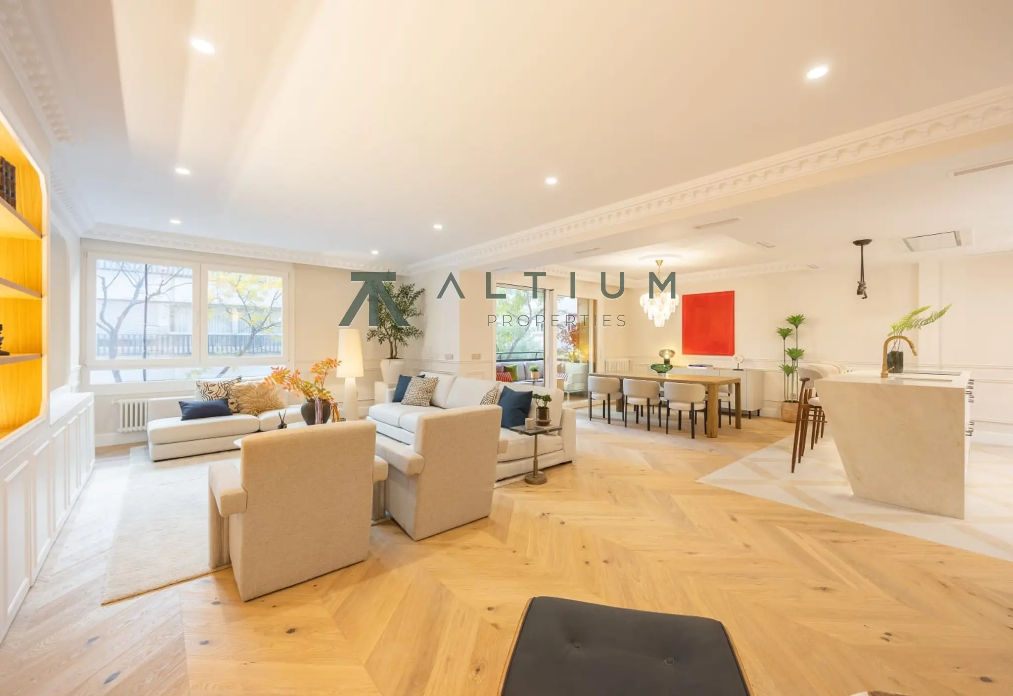 Más de 300 m² con terraza en Recoletos