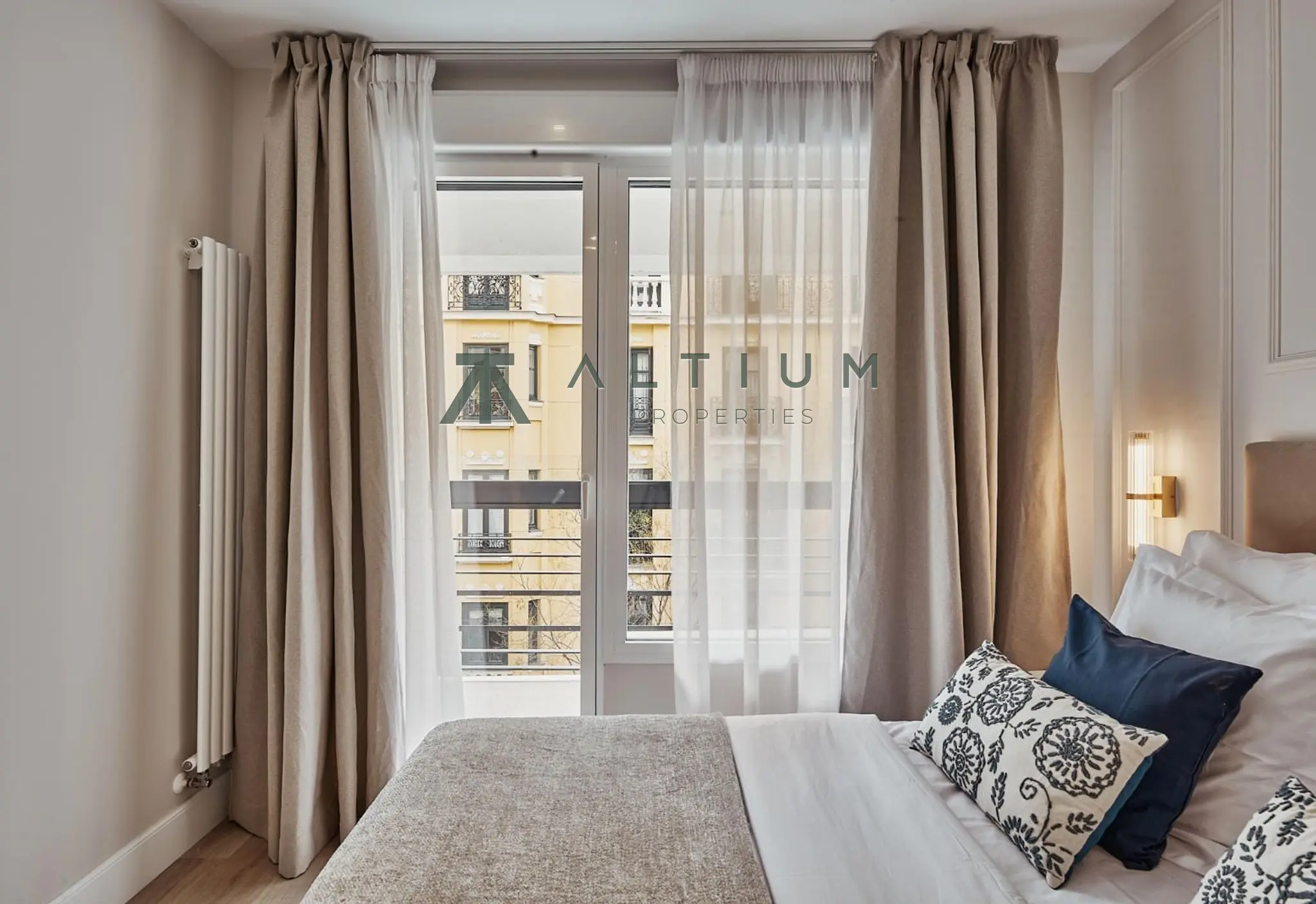 Interior en Goya — Balcones exteriores y diseño funcional en Goya (22 de 29)