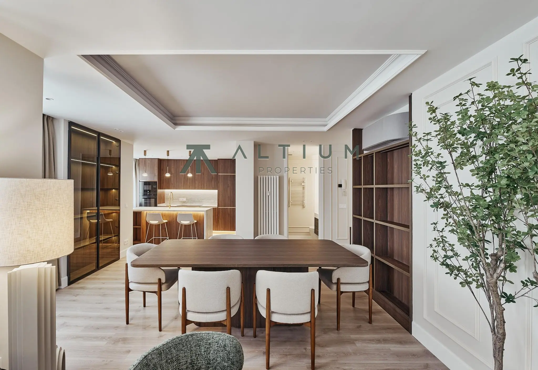 Una vivienda interior con escala de residencia