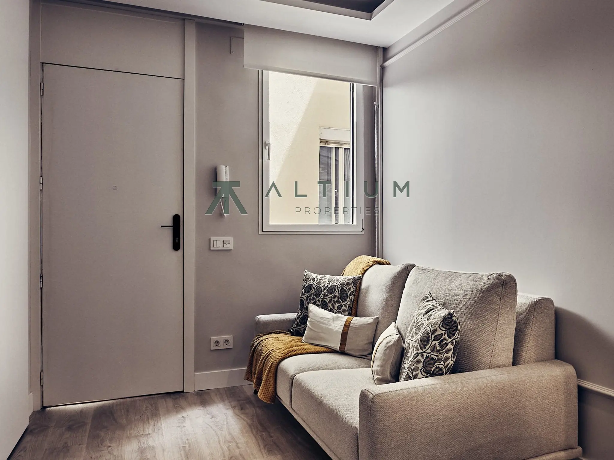 35 m² convertidos en una casa de dos dormitorios