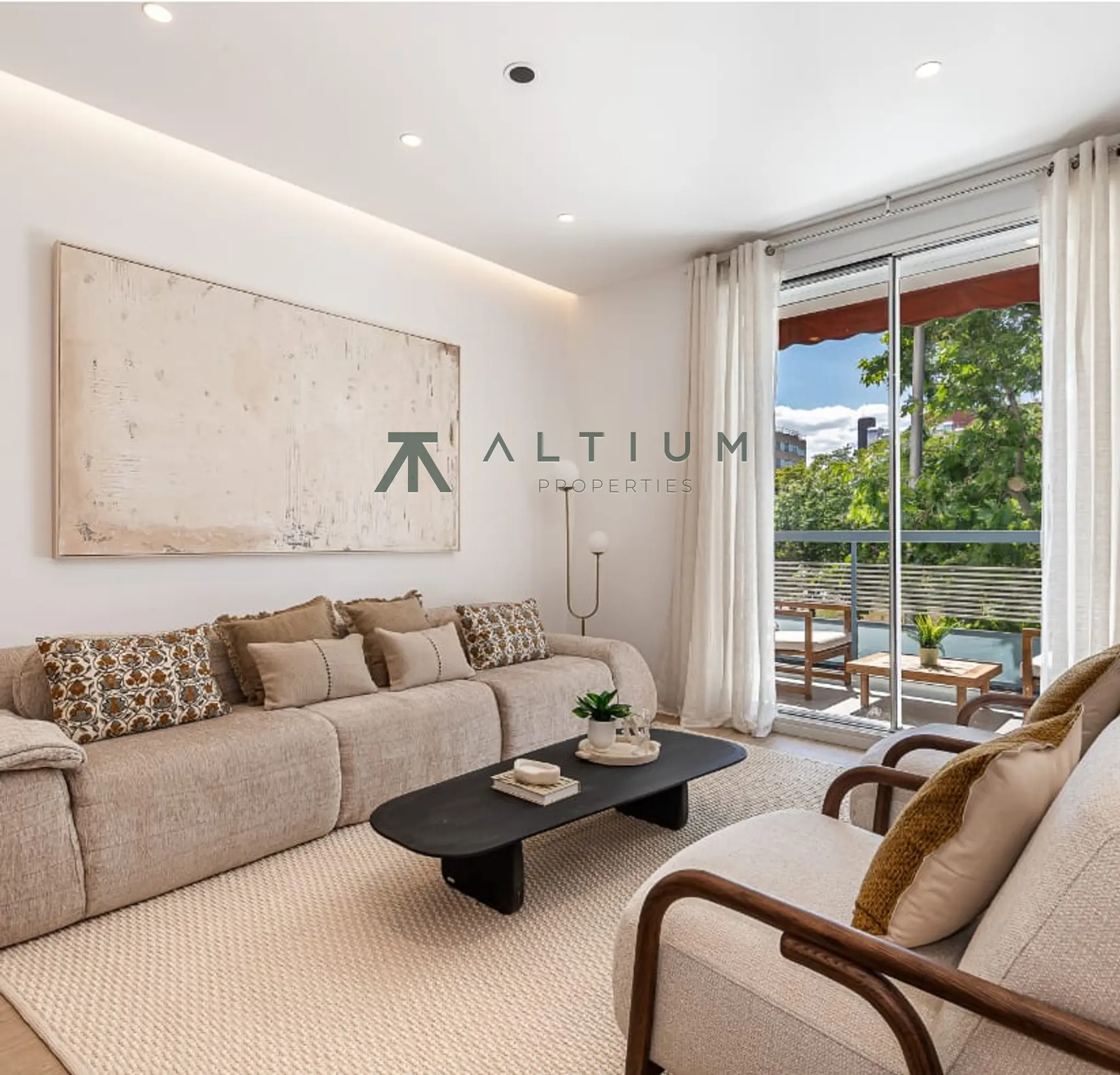 Piso de 4 dormitorios y 160 m2 en Retiro - Ibiza en venta — Cuatro dormitorios y terraza en Ibiza