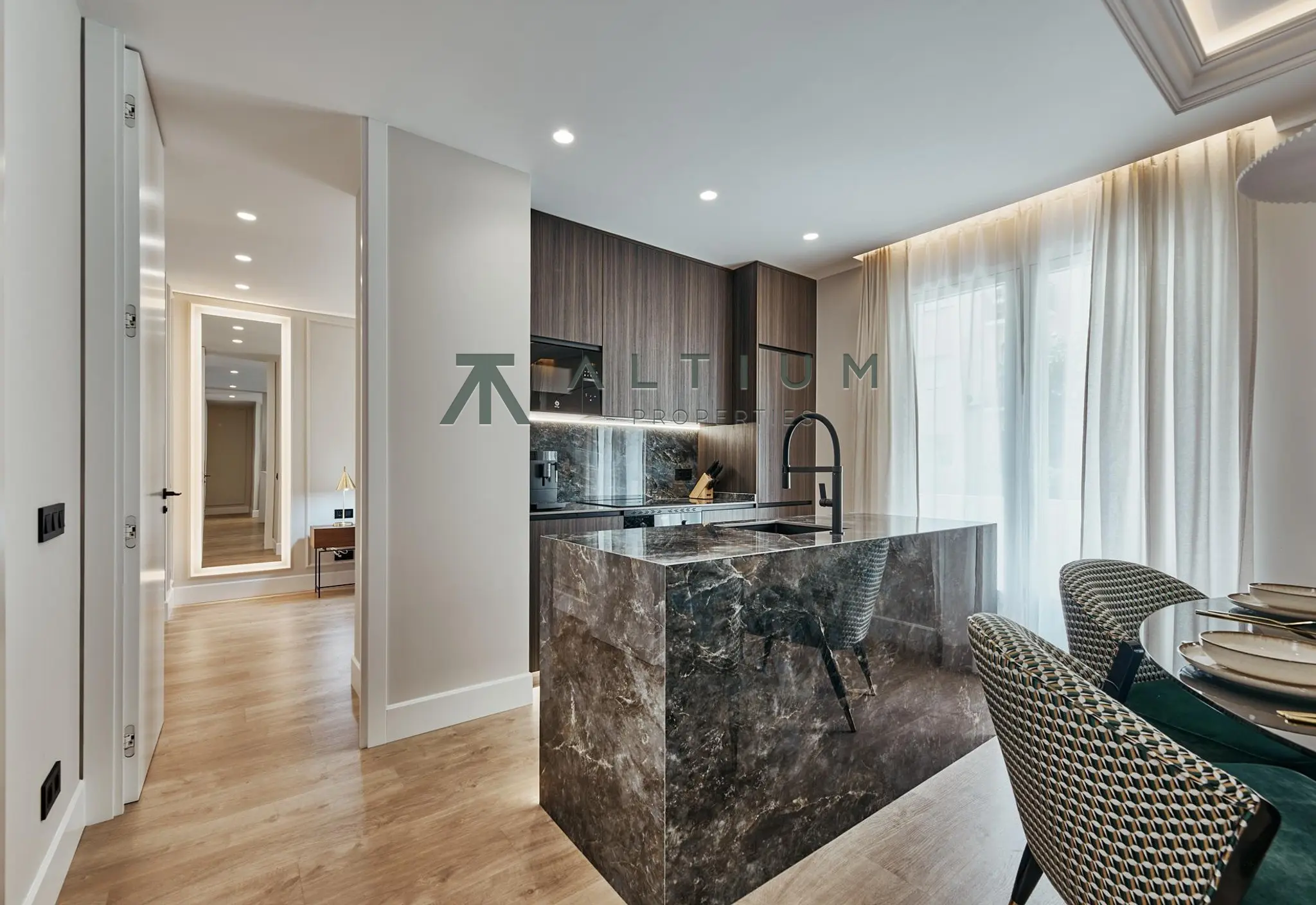 A third-floor home away from the noise