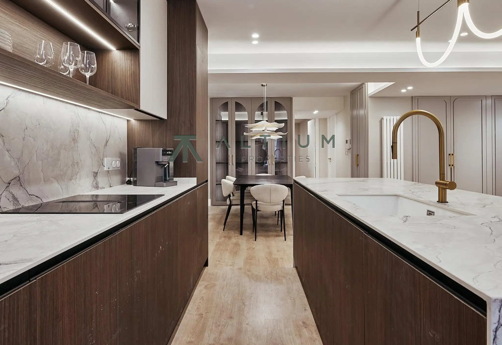 Interior en Castellana — Residencia moderna en una finca clásica de Lista (11 de 19)