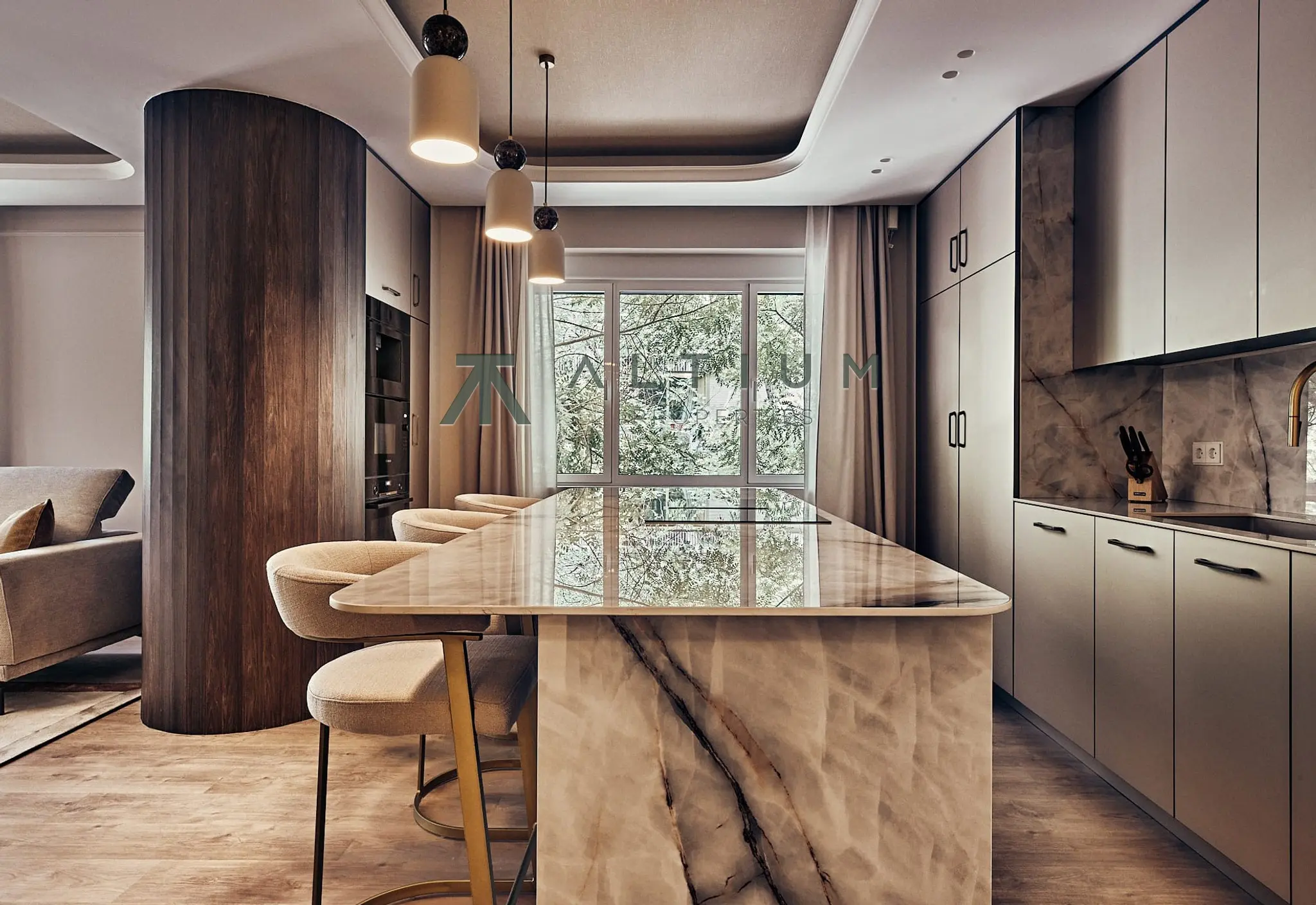 Gran vivienda familiar con terraza en Lista
