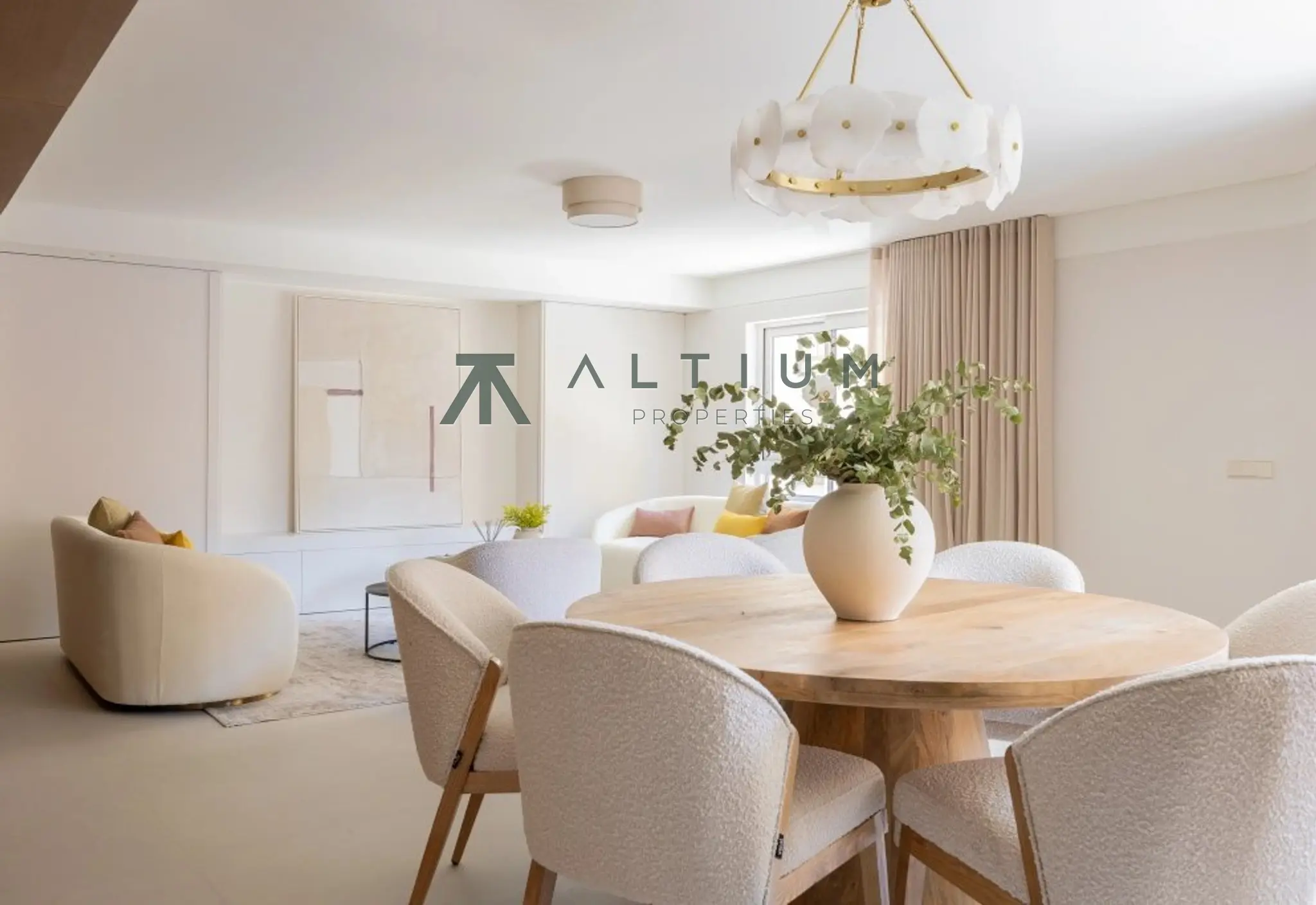 Una casa de tres dormitorios con proporciones de gran residencia
