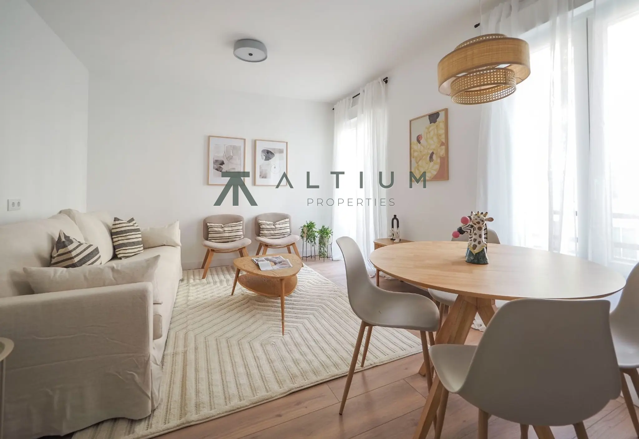 Diseño contemporáneo y tres dormitorios en Ríos Rosas