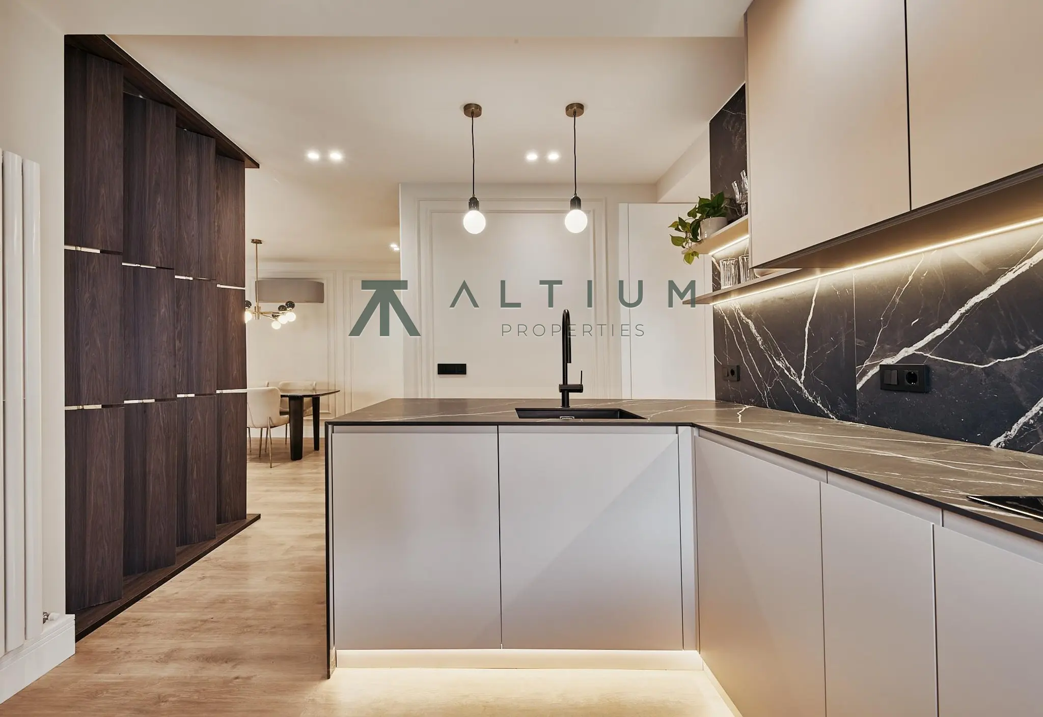 Una vivienda completa detrás del ritmo de Lista