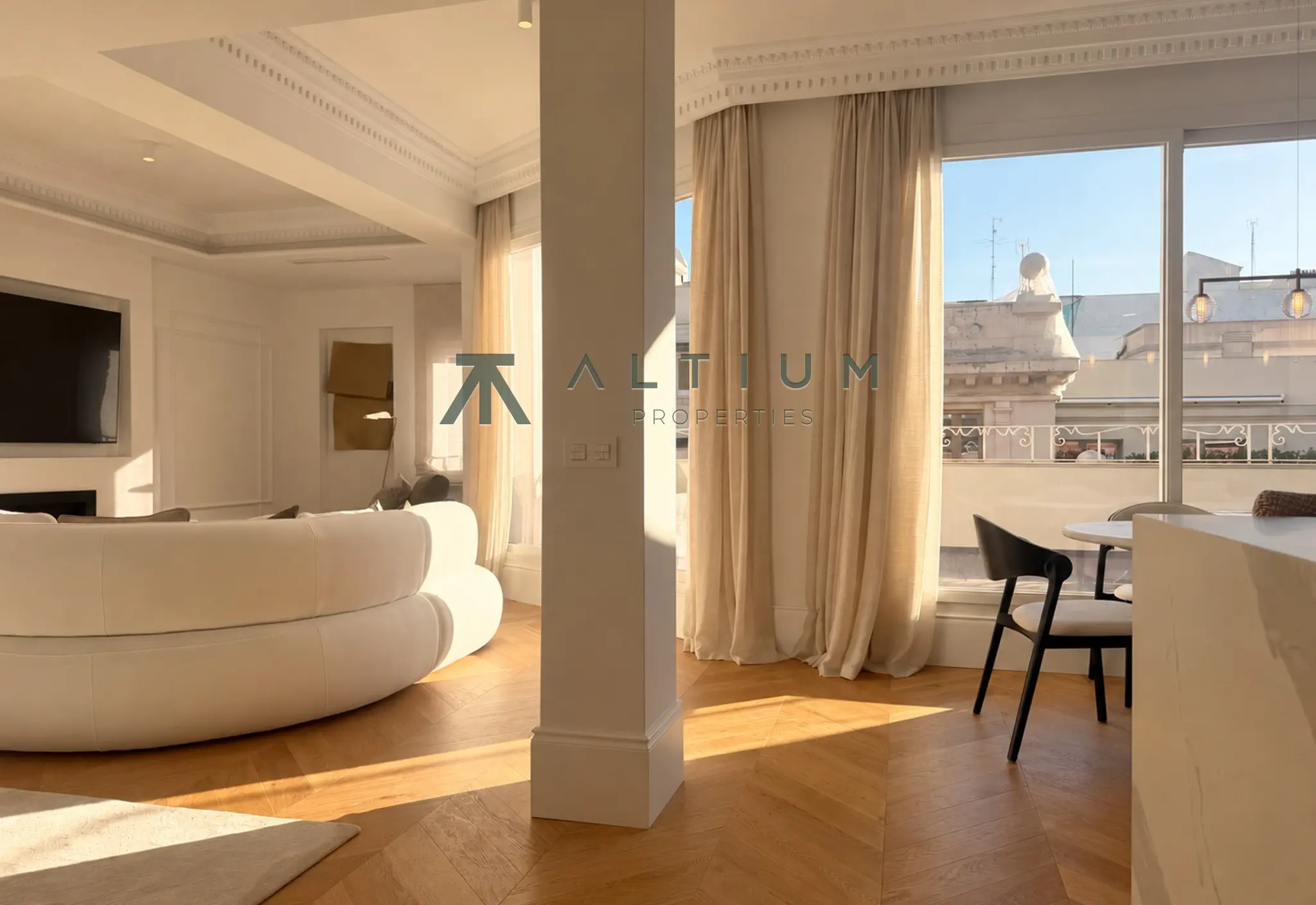 253 m² y terraza privada sobre Castellana