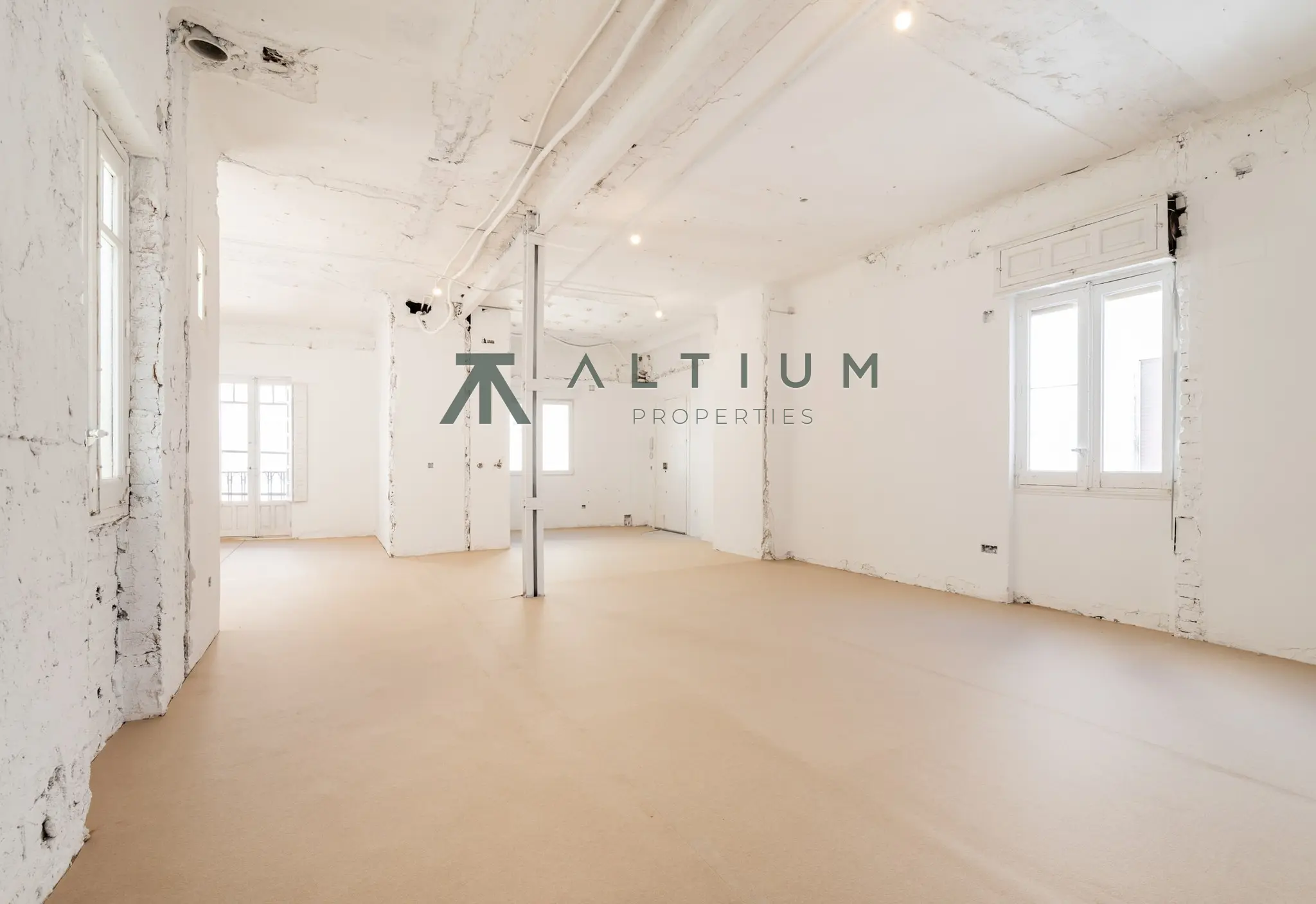 223 m² de arquitectura clásica para reinterpretar en Almagro
