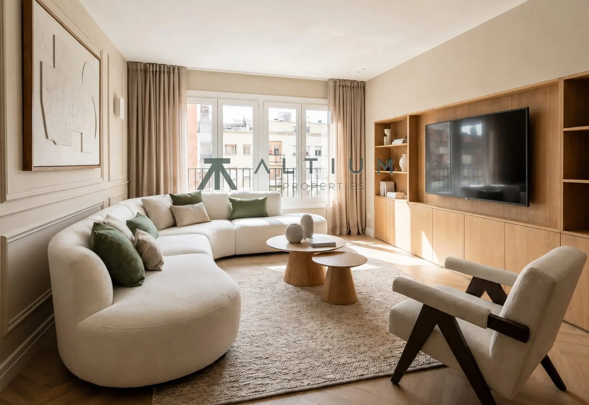 A renovated third-floor home in Castellana