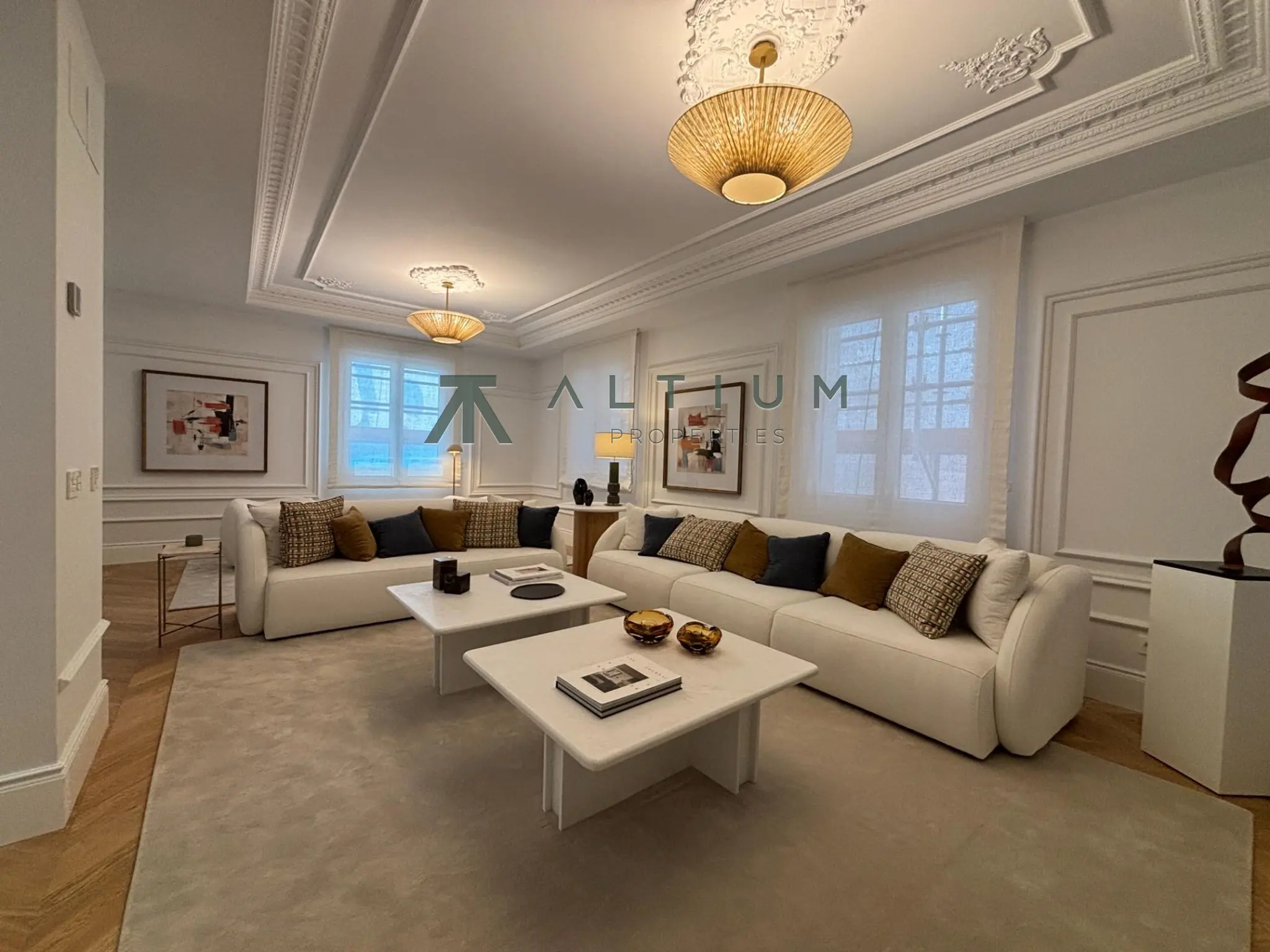 Once ventanas y cinco suites en una sexta planta de Goya