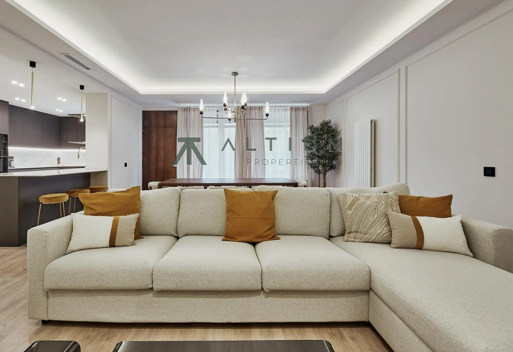 Three bedrooms and a terrace in Castellana