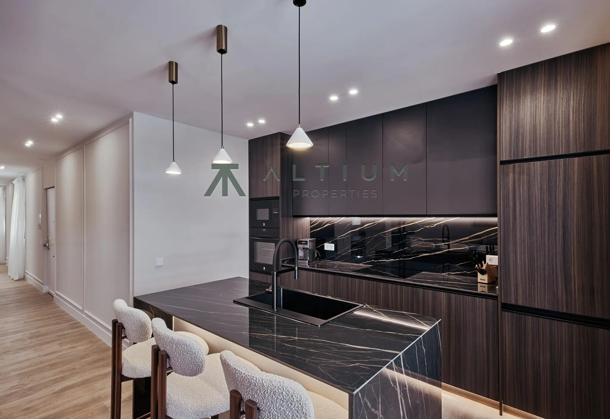 Interior en Castellana — Luz del suroeste sobre el Barrio de Salamanca (9 de 35)