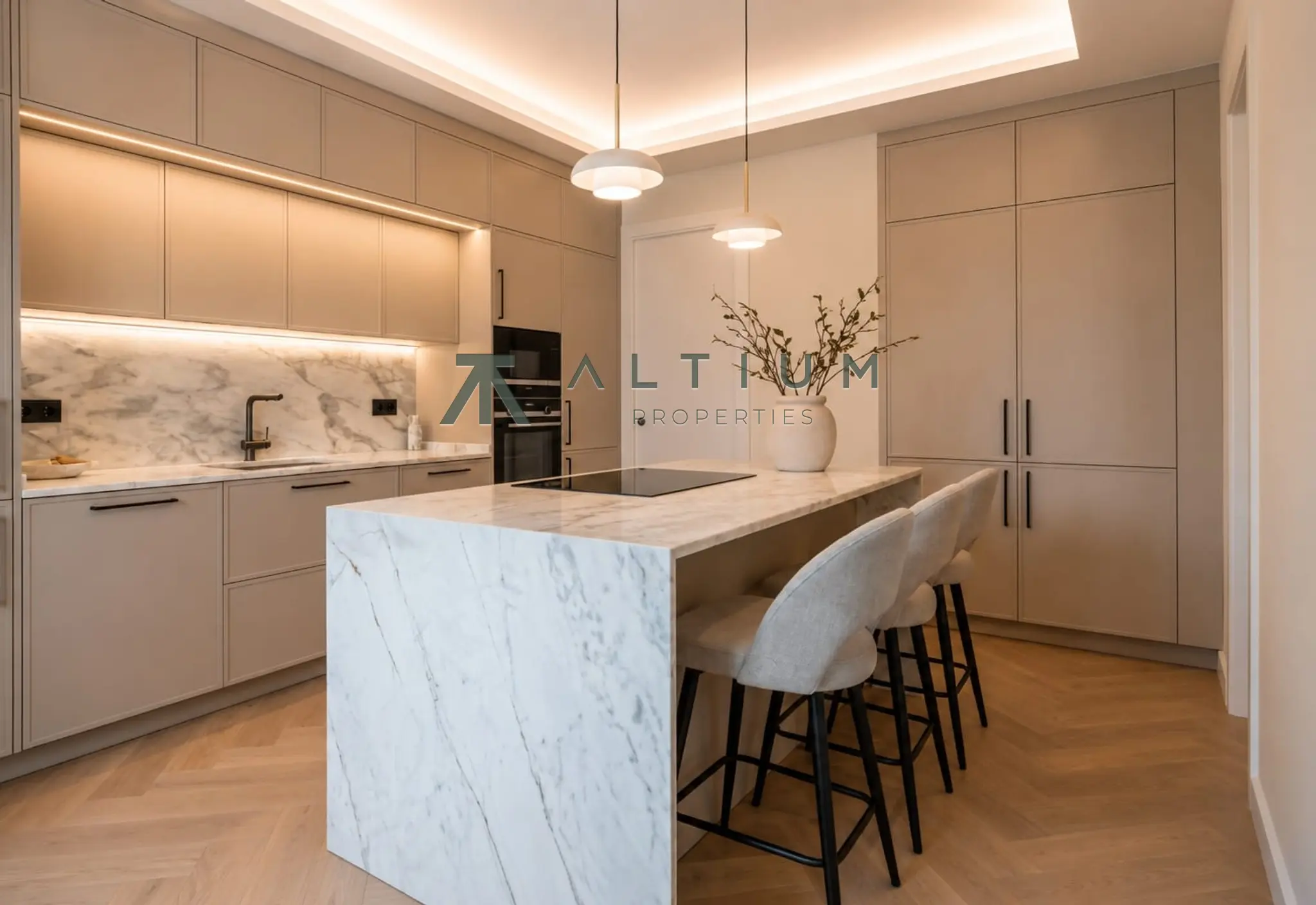 A renovated third-floor home in Castellana