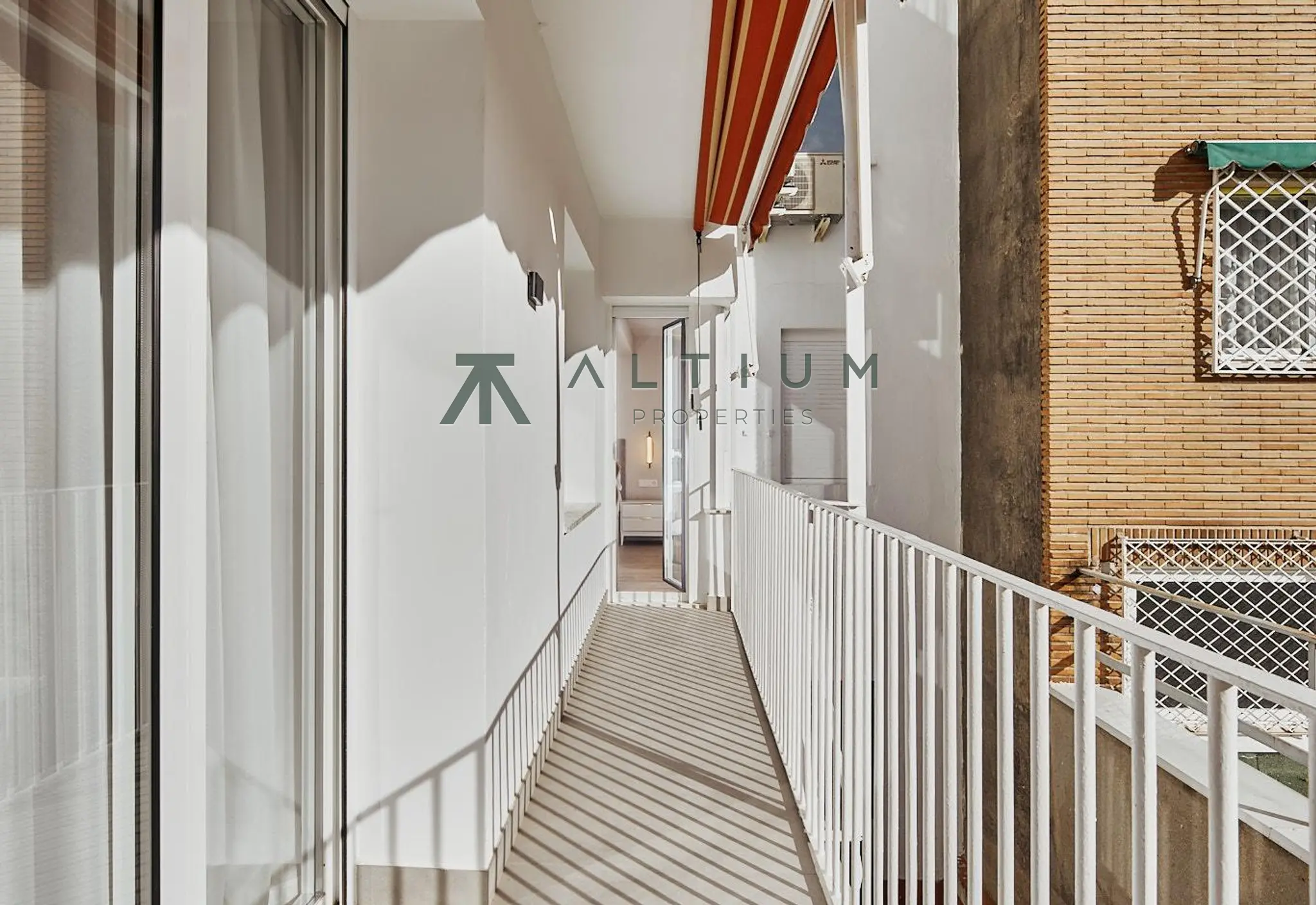 Balcones interiores y una distribución generosa