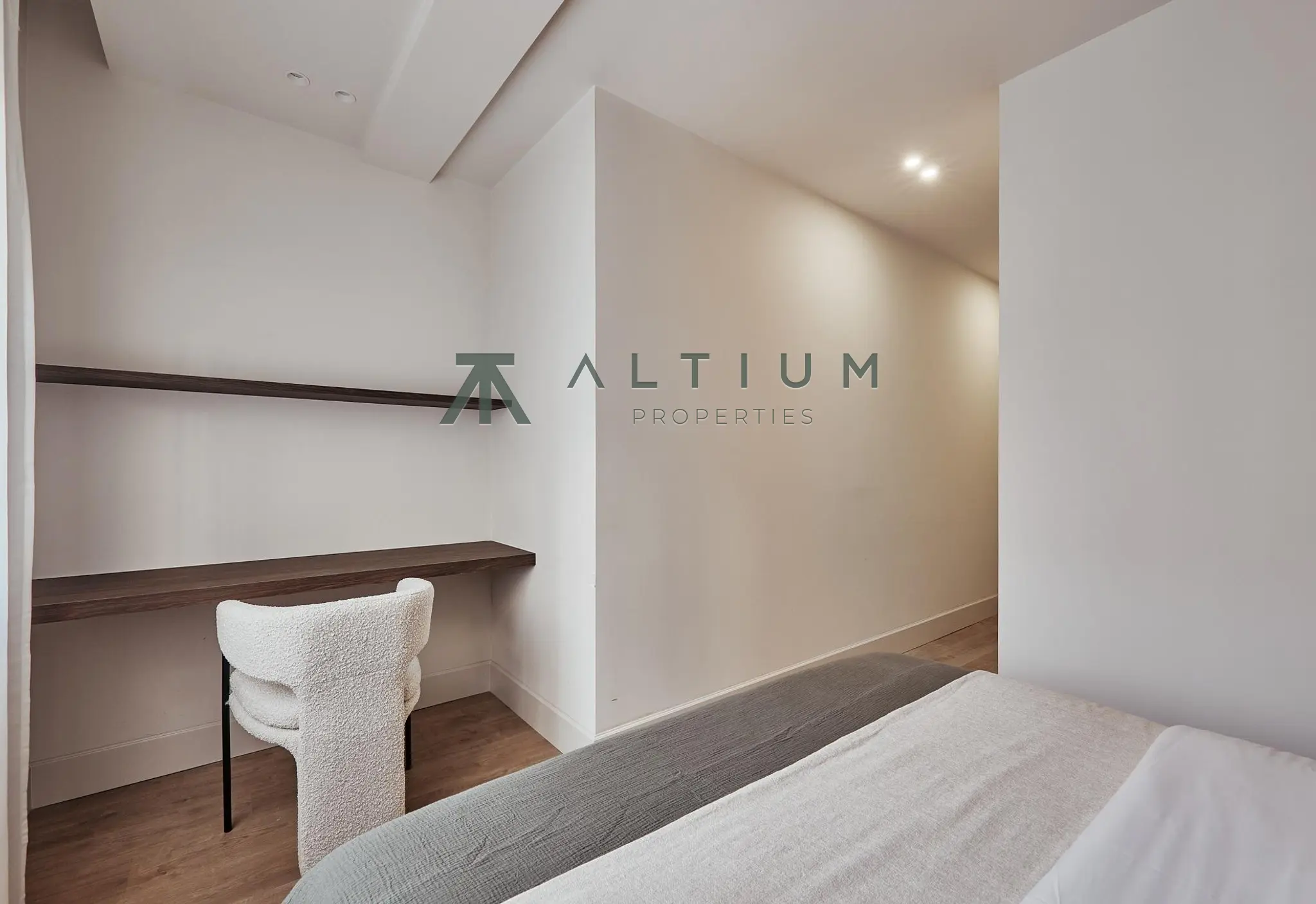 Interior en Castellana — Gran residencia familiar en Castellana (25 de 32)