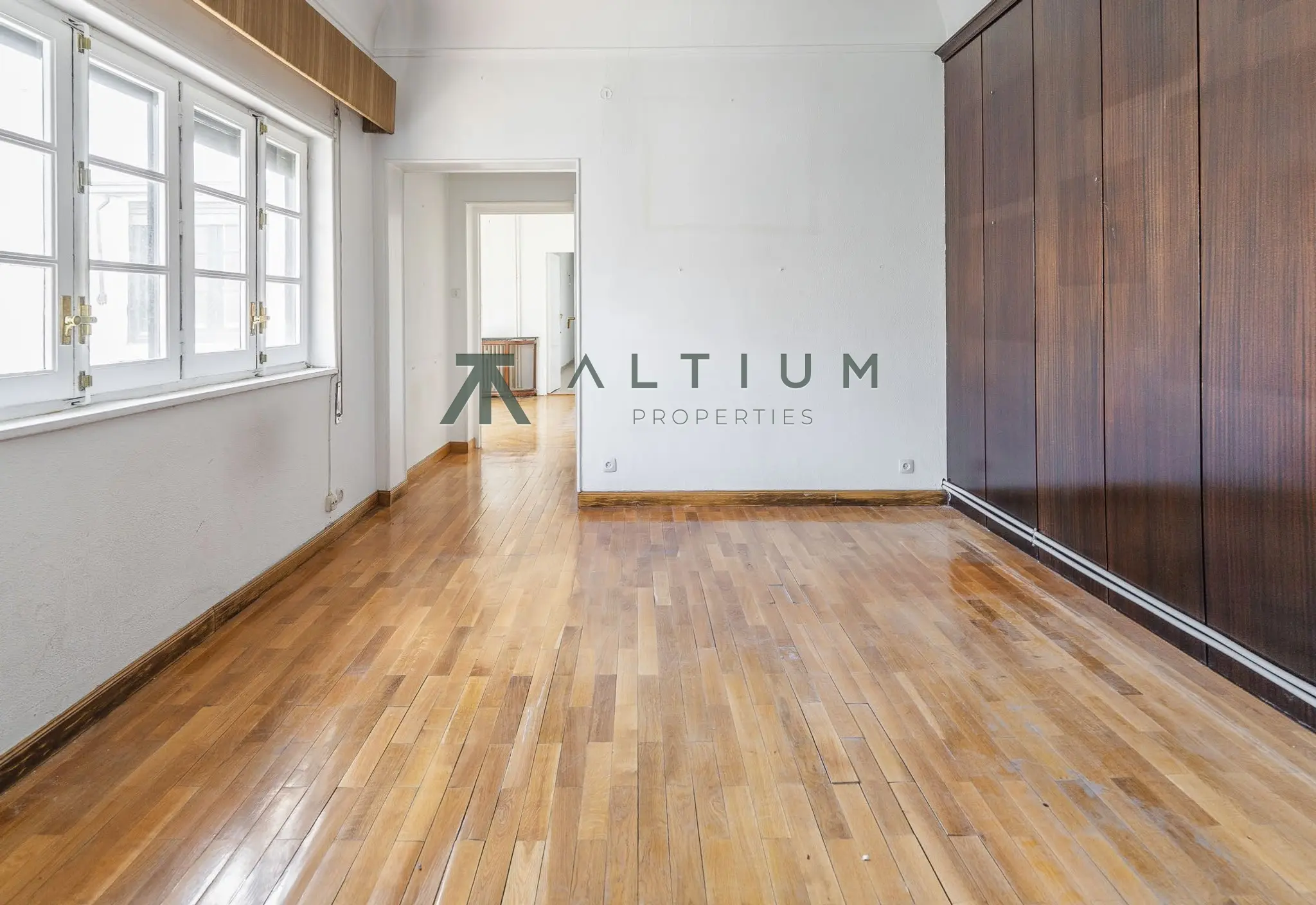 Un ático de 219 m² abierto a dos perspectivas de la ciudad