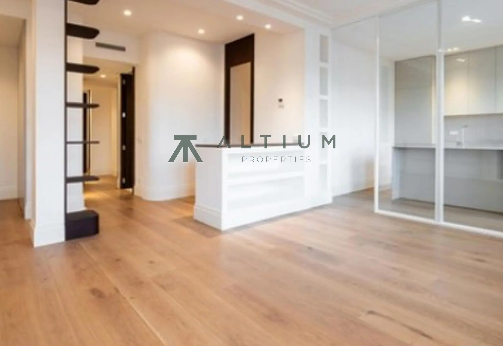 Piso en venta en Ríos Rosas — Vida urbana y calma residencial en Chamberí
