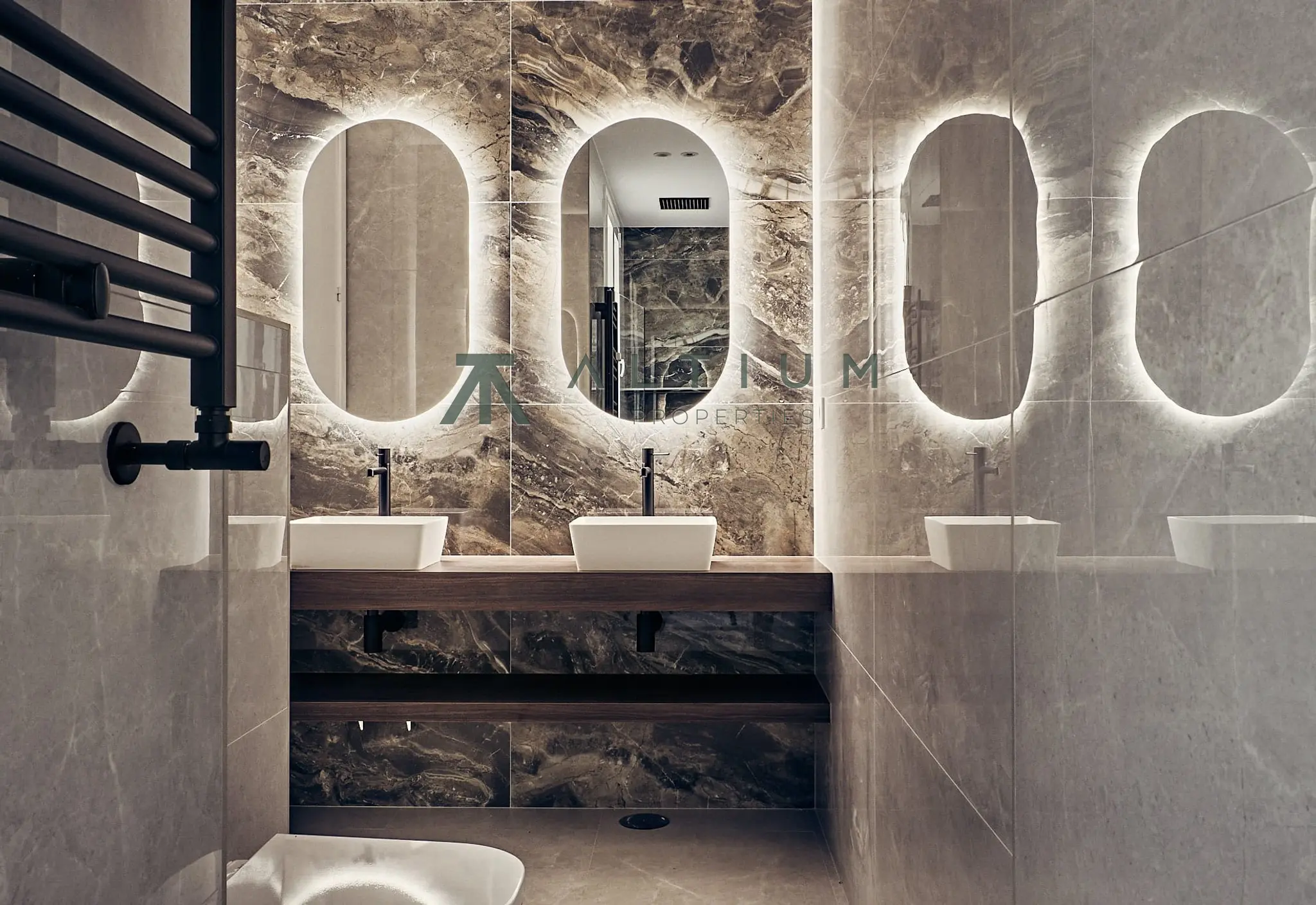 216 m², luz suroeste y cuatro dormitorios en Goya