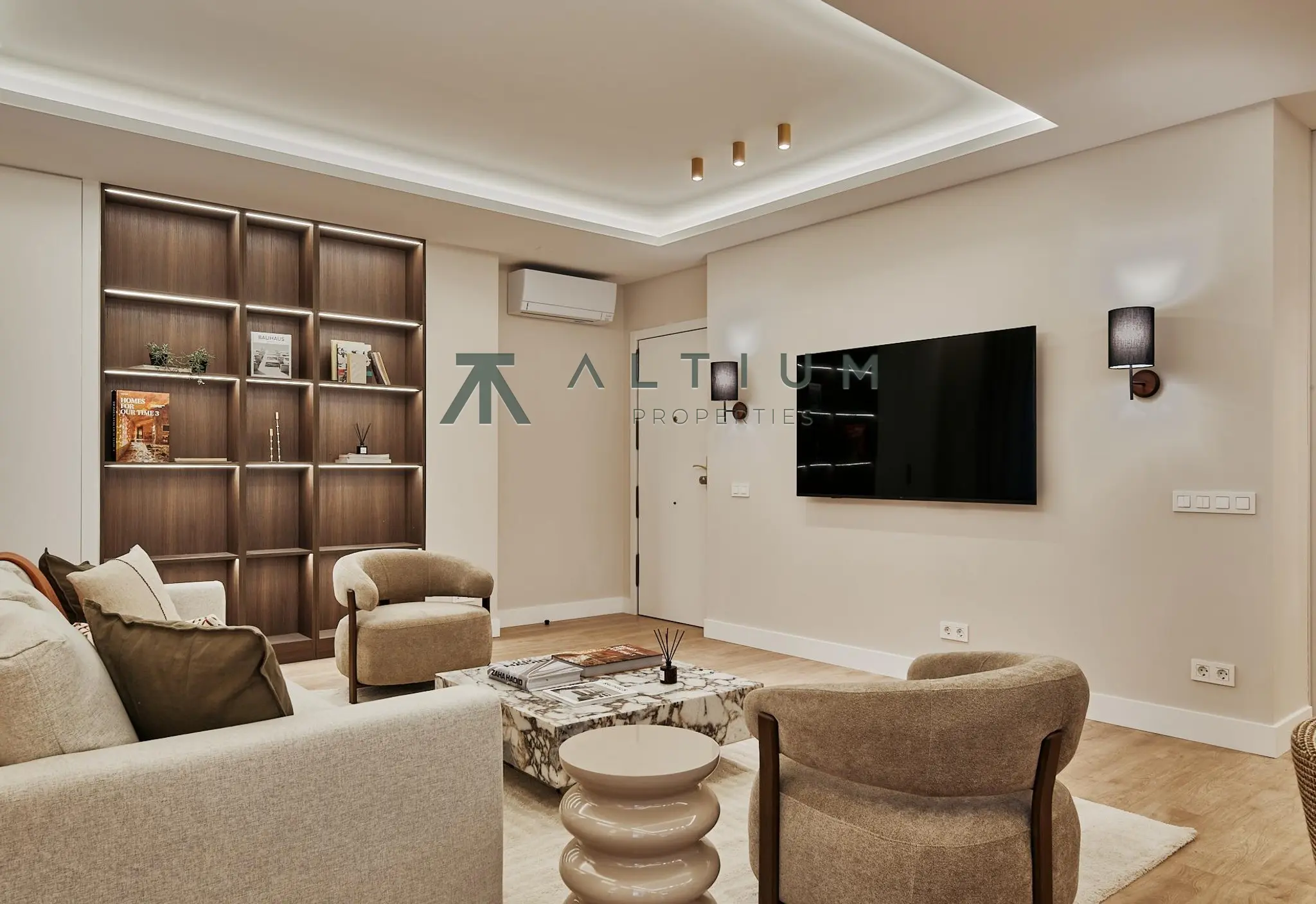 Interior en Ibiza — Orientación suroeste y confort junto al Retiro (4 de 34)