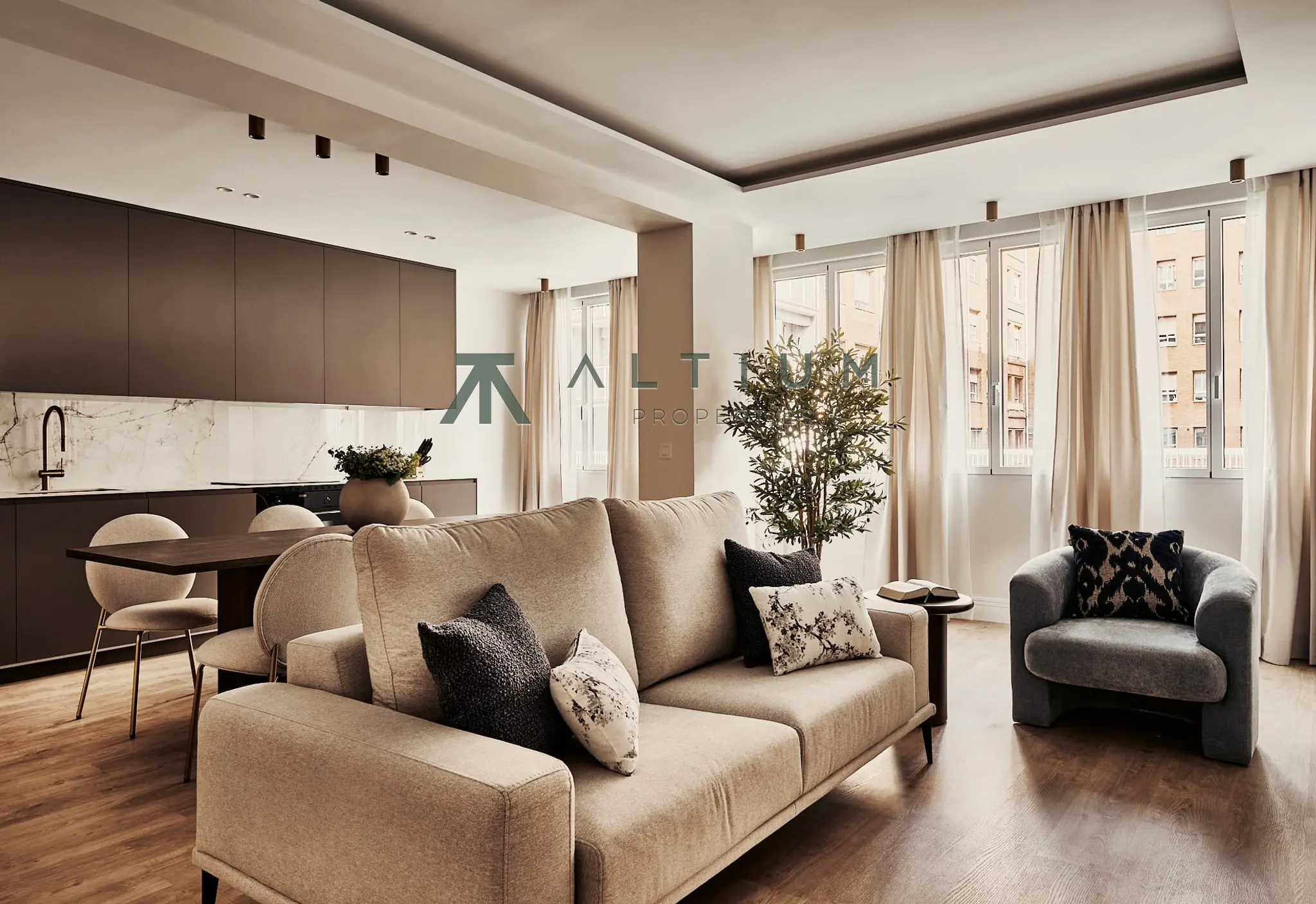Piso en venta en Lista — Tres dormitorios y cocina cuidada en Lista