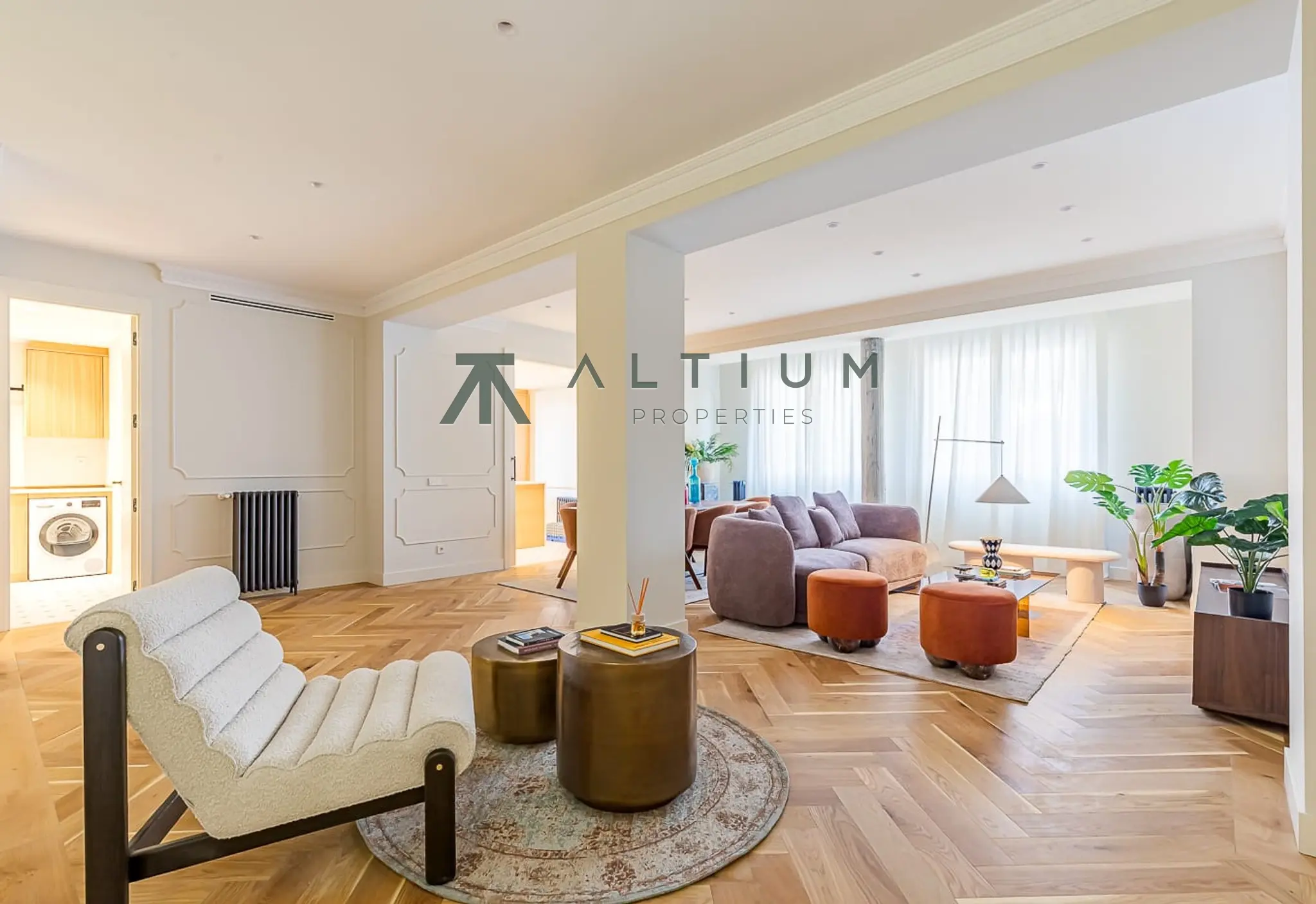 Piso de 3 dormitorios y 230 m2 en Barrio de Salamanca - Goya en venta — Amplitud, luz y vida urbana en Goya