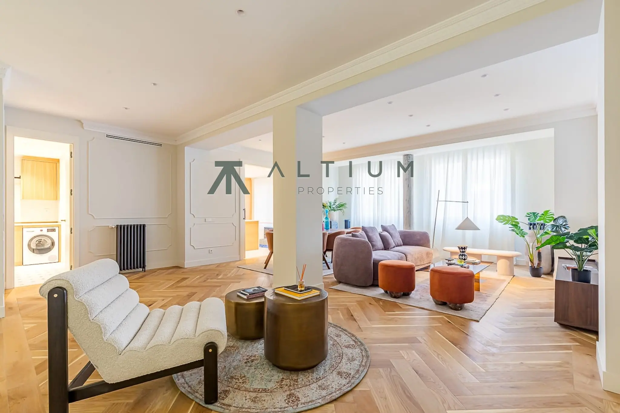 Piso de 3 dormitorios y 230 m2 en Barrio de Salamanca - Goya en venta — Amplitud, luz y vida urbana en Goya
