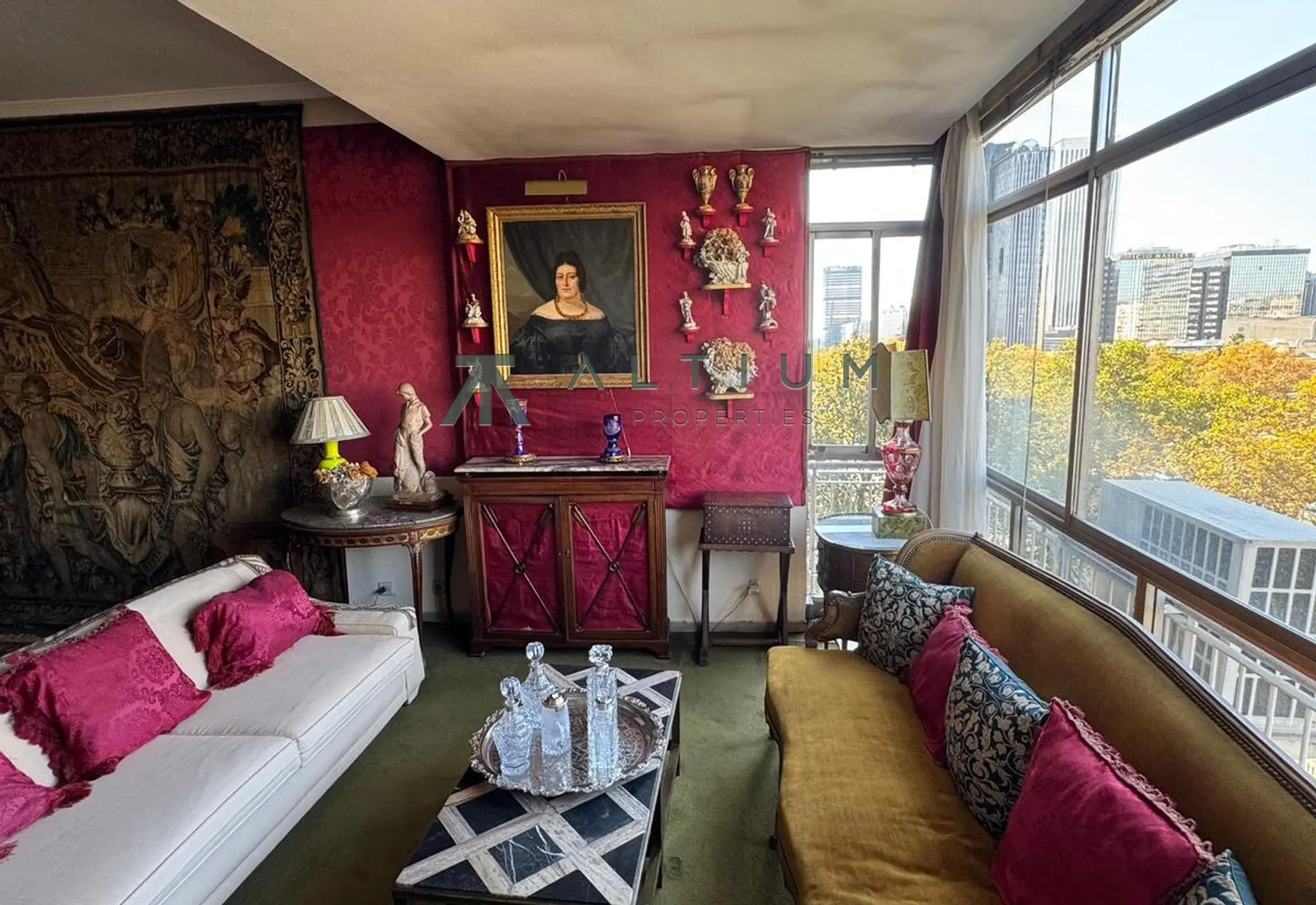 Piso en venta en Hispanoamérica — Gran escala y vistas abiertas en Hispanoamérica