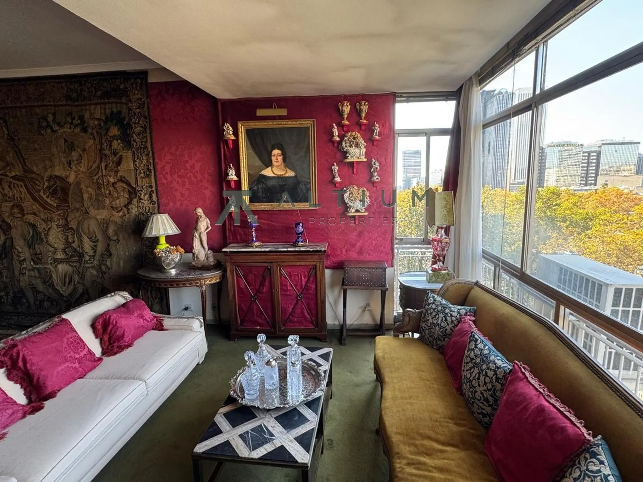 Piso en venta en Hispanoamérica — Gran escala y vistas abiertas en Hispanoamérica