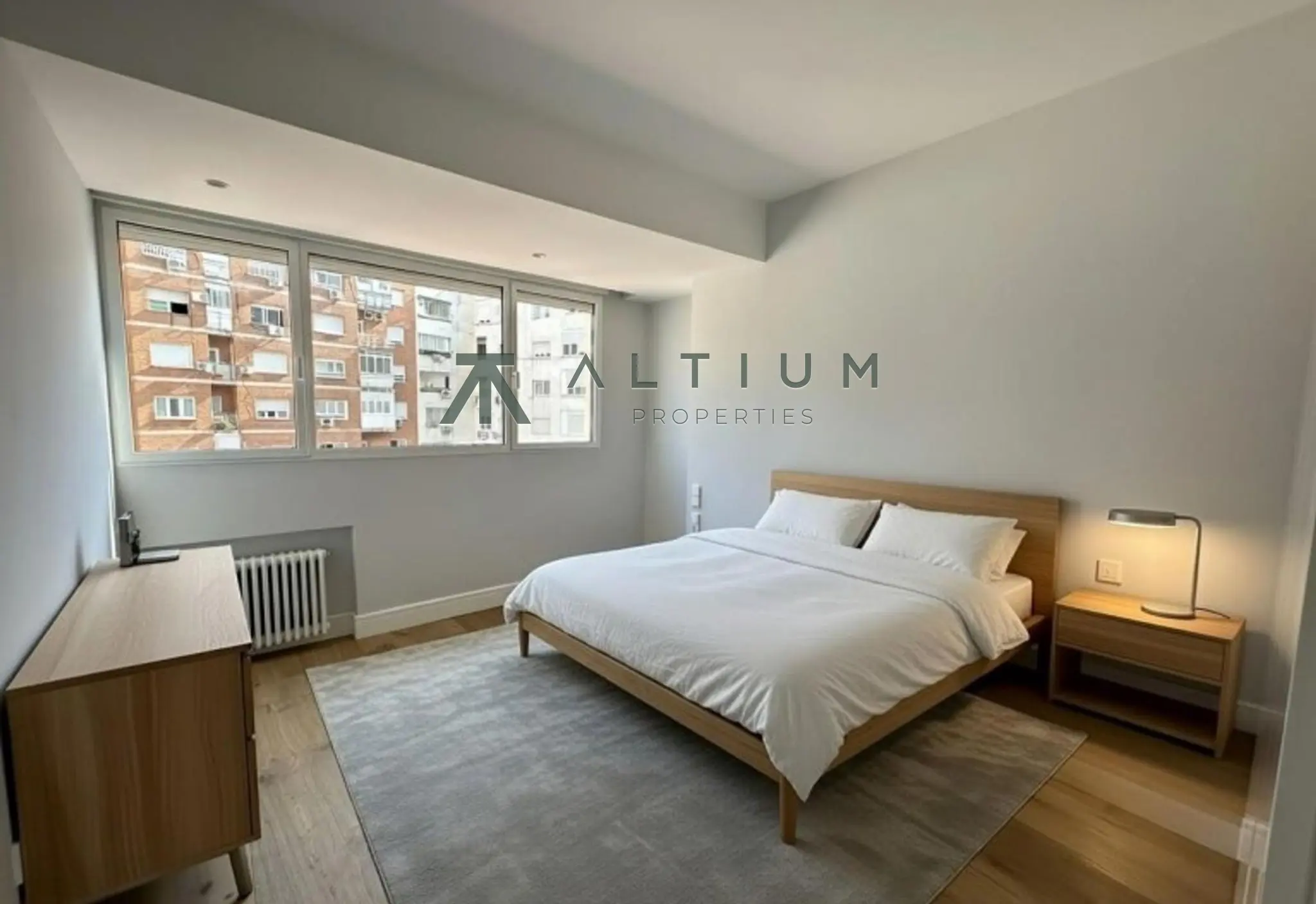 Interior en Guindalera — Reforma contemporánea para una gran vida familiar en Guindalera (9 de 16)