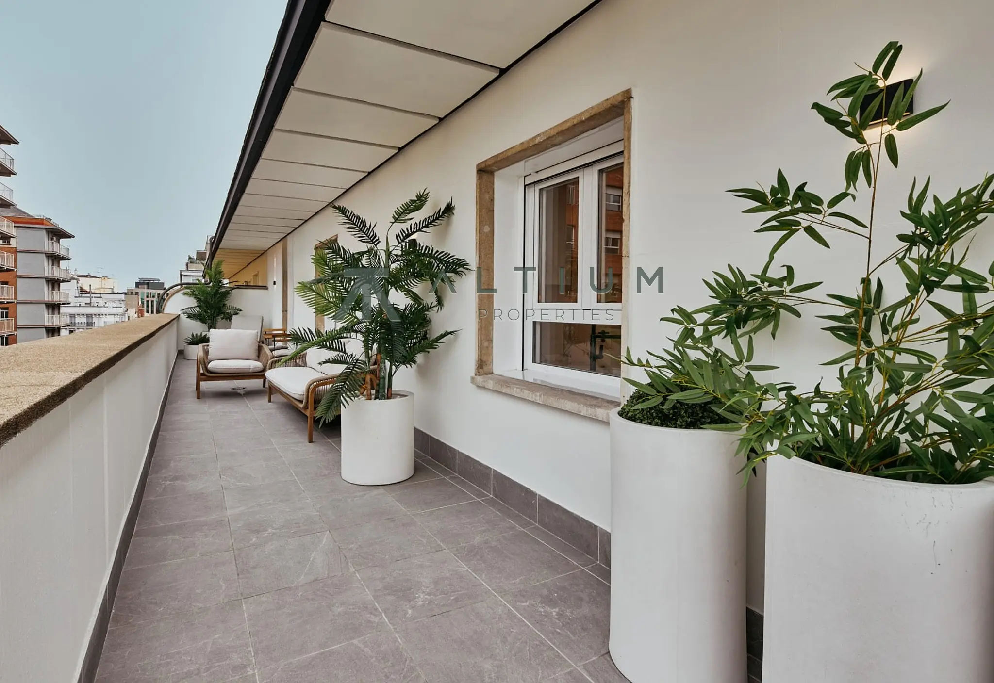 Interior en Lista — Terraza de 55 m² sobre los tejados de Lista (26 de 26)