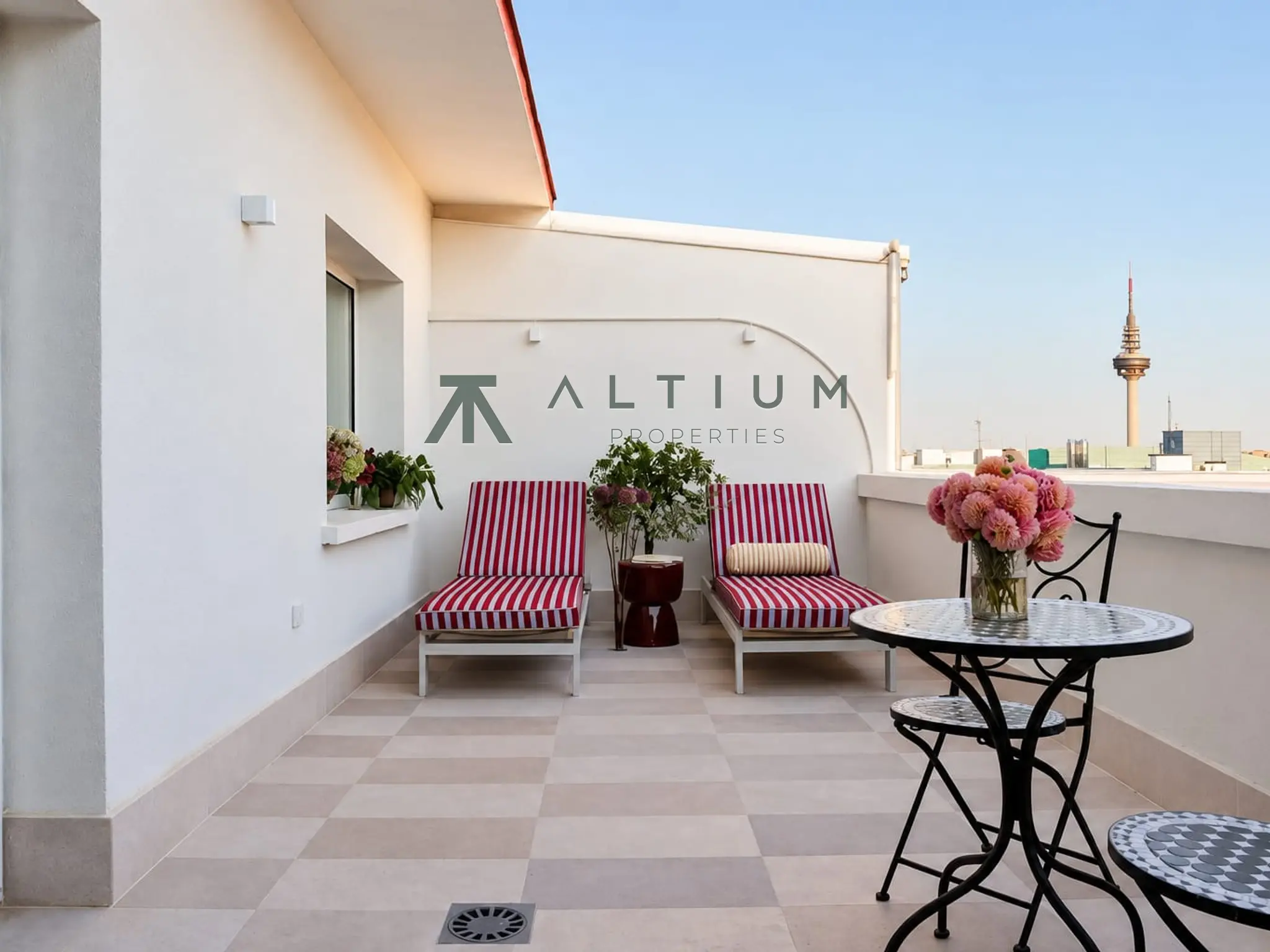 Un ático de autor con terraza privada en Goya
