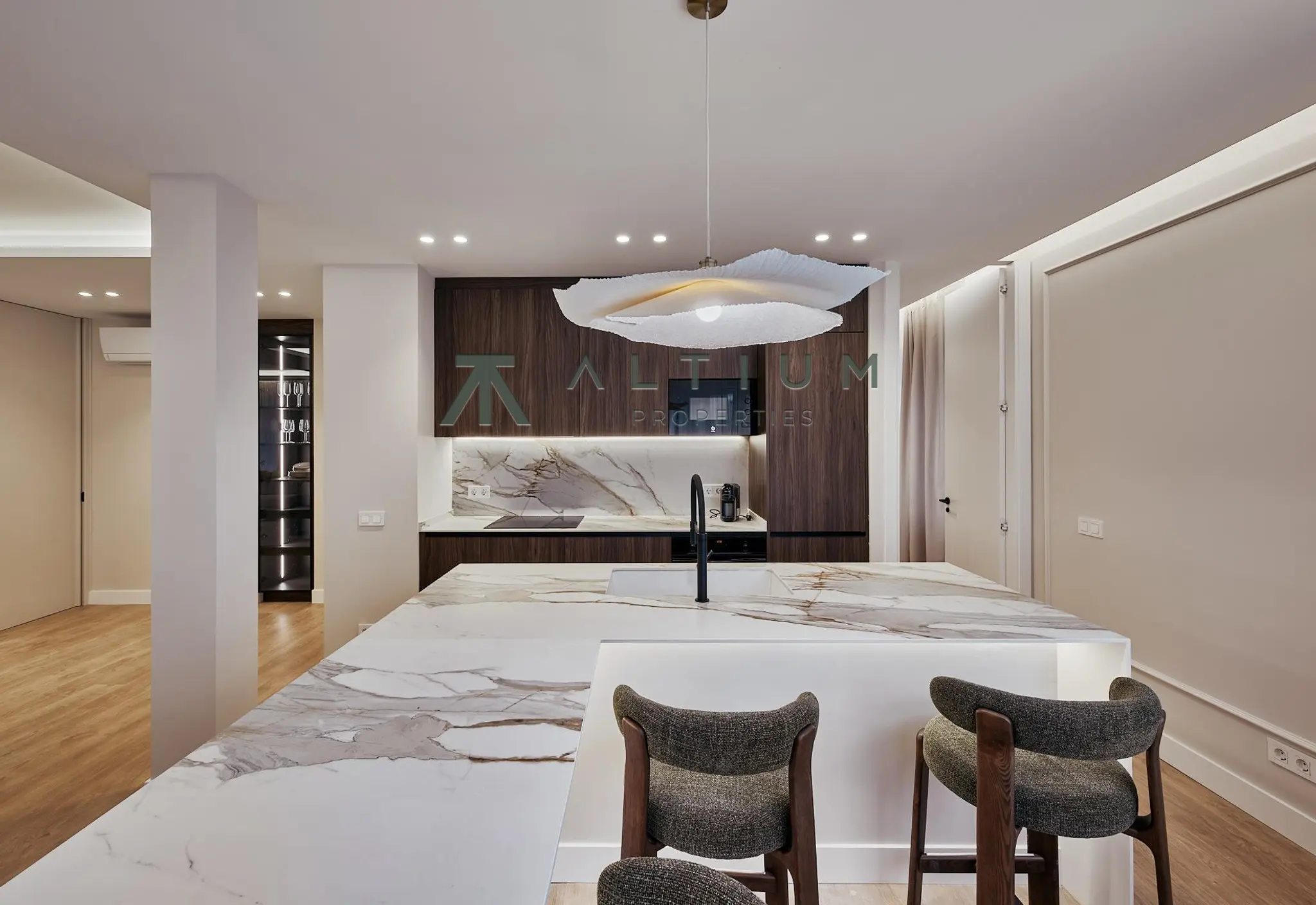 Interior en Ibiza — Orientación suroeste y confort junto al Retiro (16 de 34)