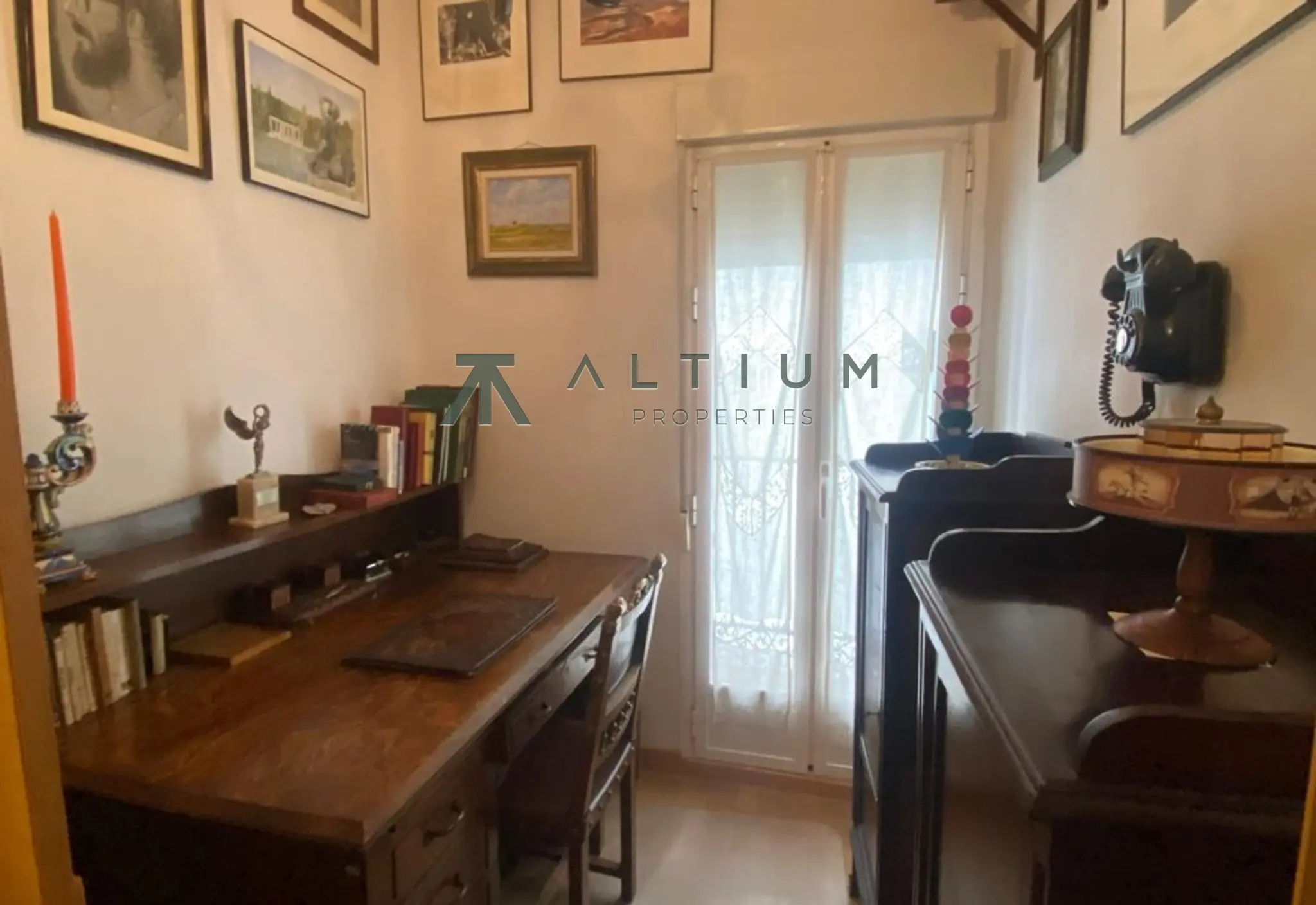 Una vivienda interior abierta a grandes patios en Recoletos