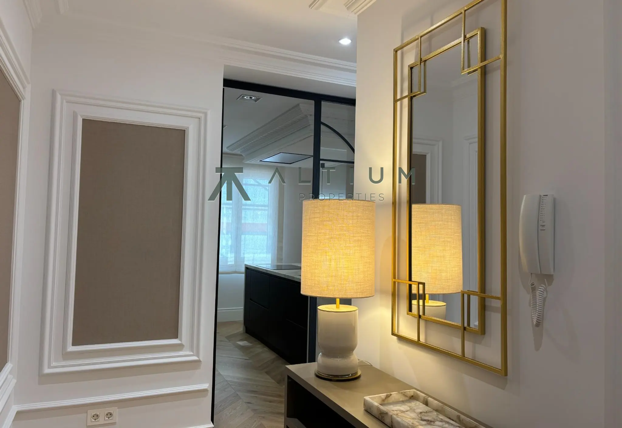 Once ventanas y cinco suites en una sexta planta de Goya