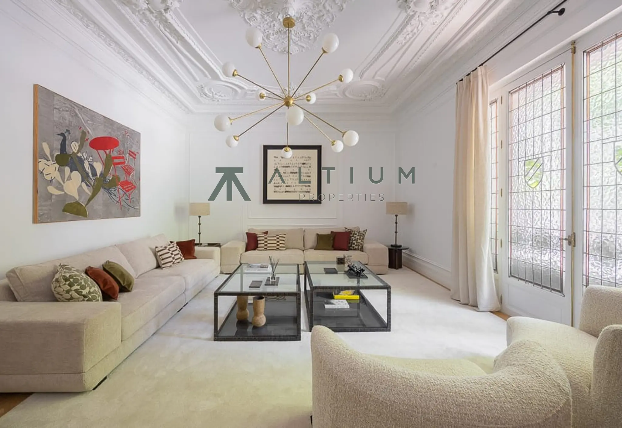 Cuatro suites y una escala residencial excepcional en Recoletos