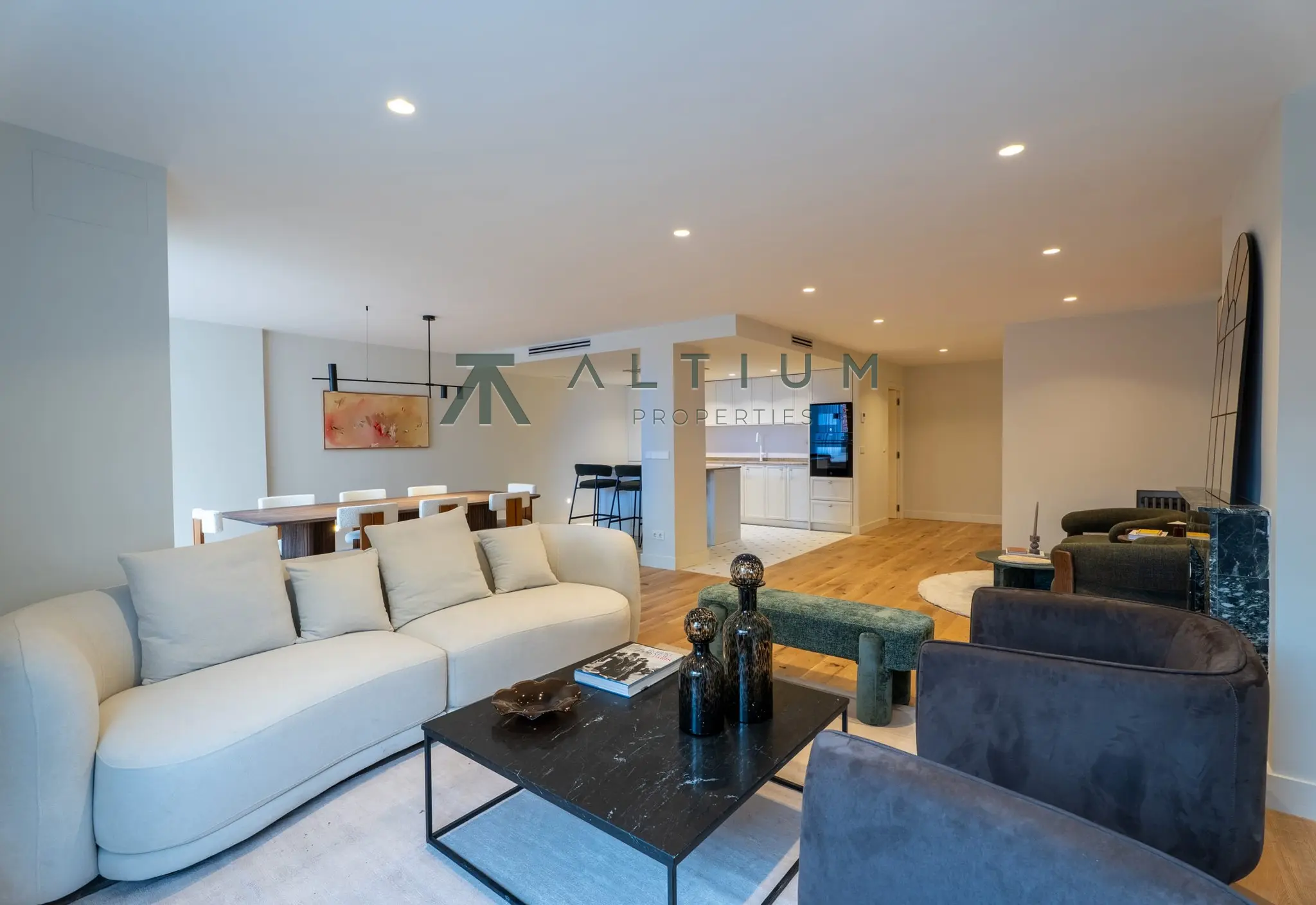 Interior en Castellana — Luz de tarde y vida elegante en Castellana (8 de 32)