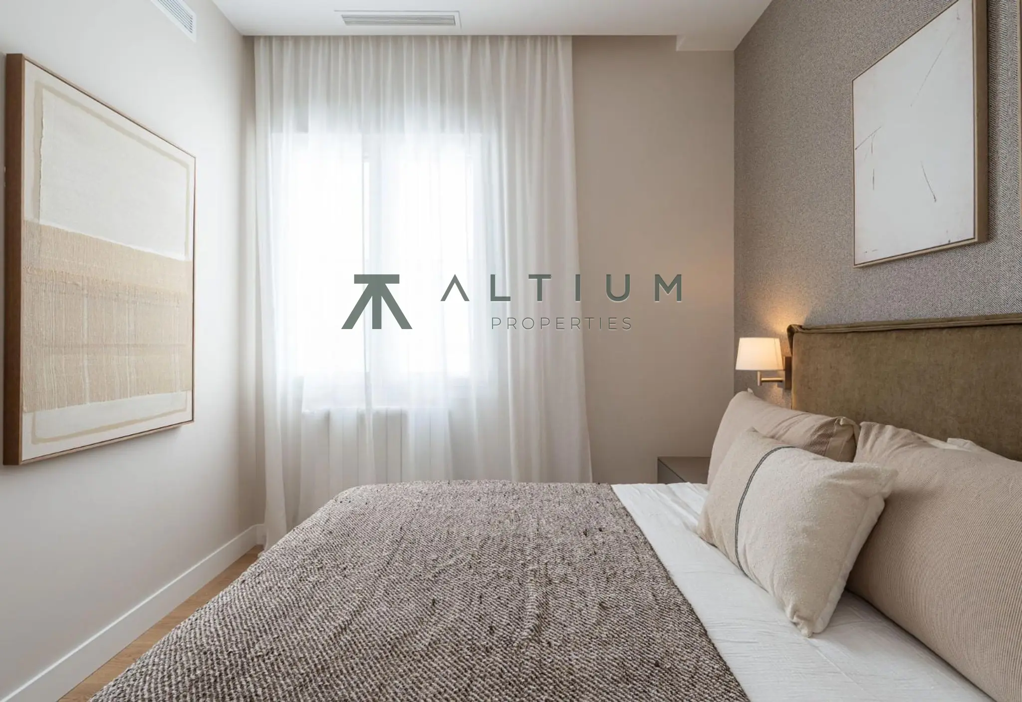 Interior en Goya — Reforma integral y tres suites en Goya (10 de 11)