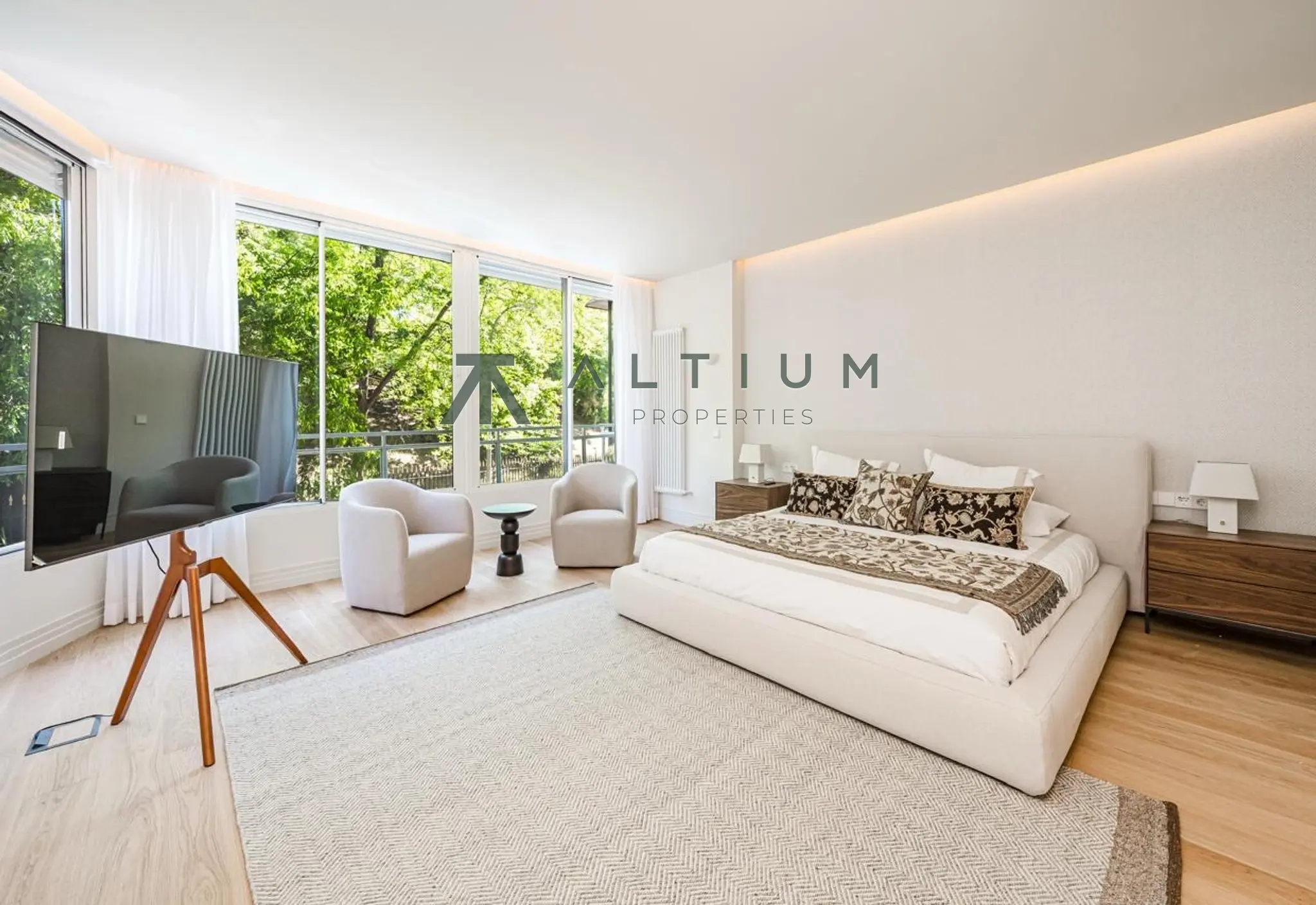 Dos suites y una tercera habitación frente al Retiro