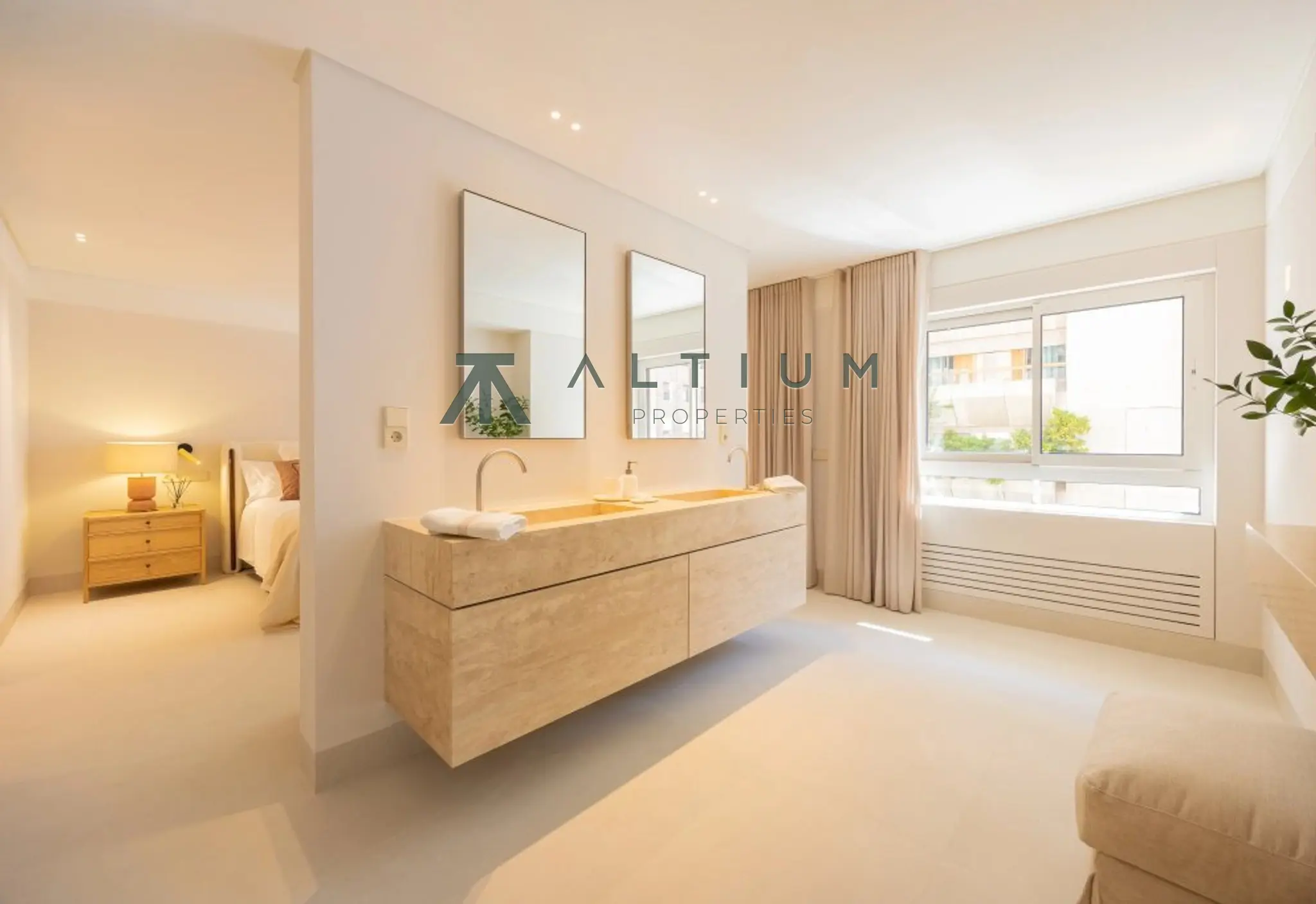Una casa de tres dormitorios con proporciones de gran residencia