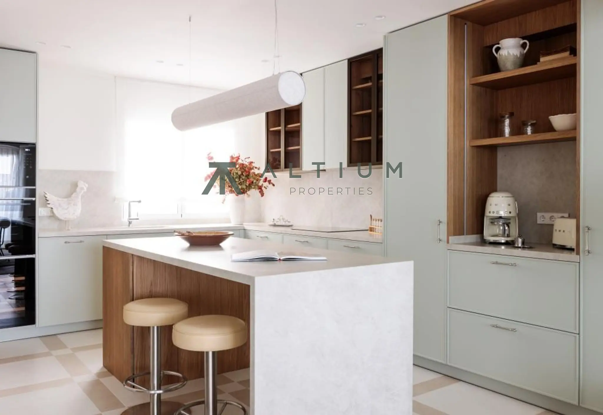 Octava planta, terraza sur y vistas abiertas en Lista